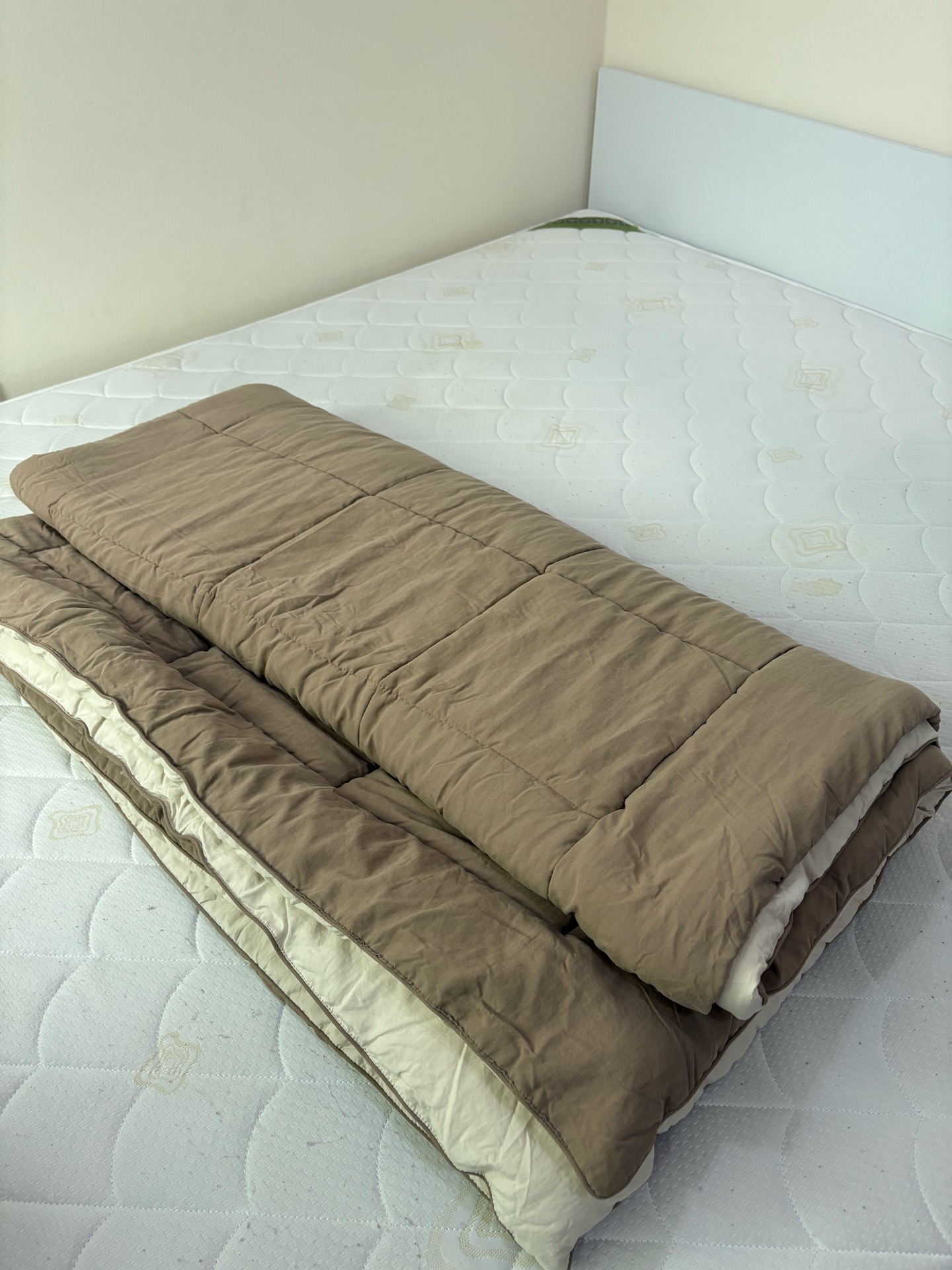 Bed Set with Mattress and duvet - Image 4