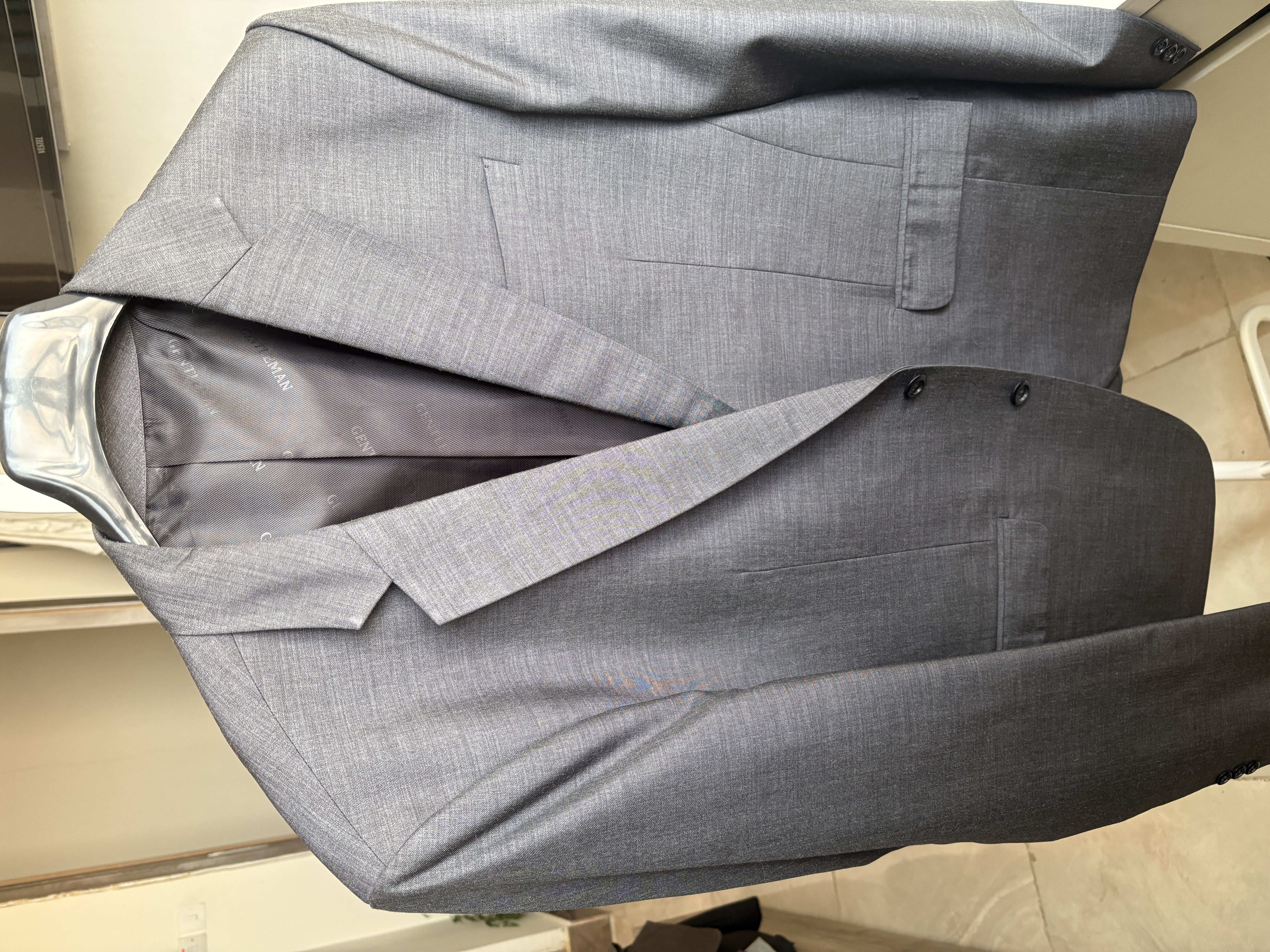 2 piece men's suit for sale - Image 3