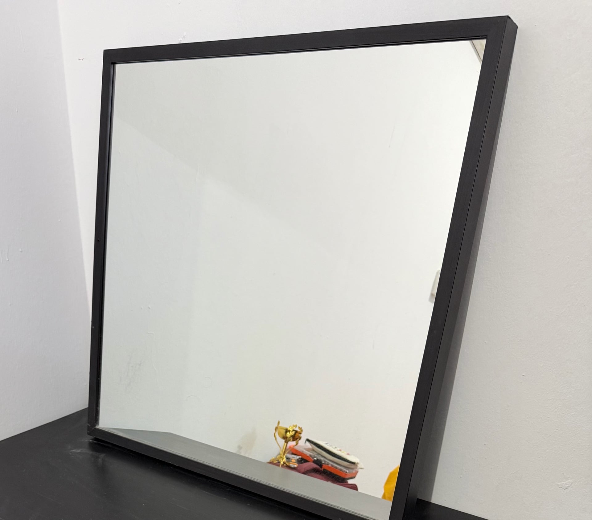 Dressing table and mirror - Image 2