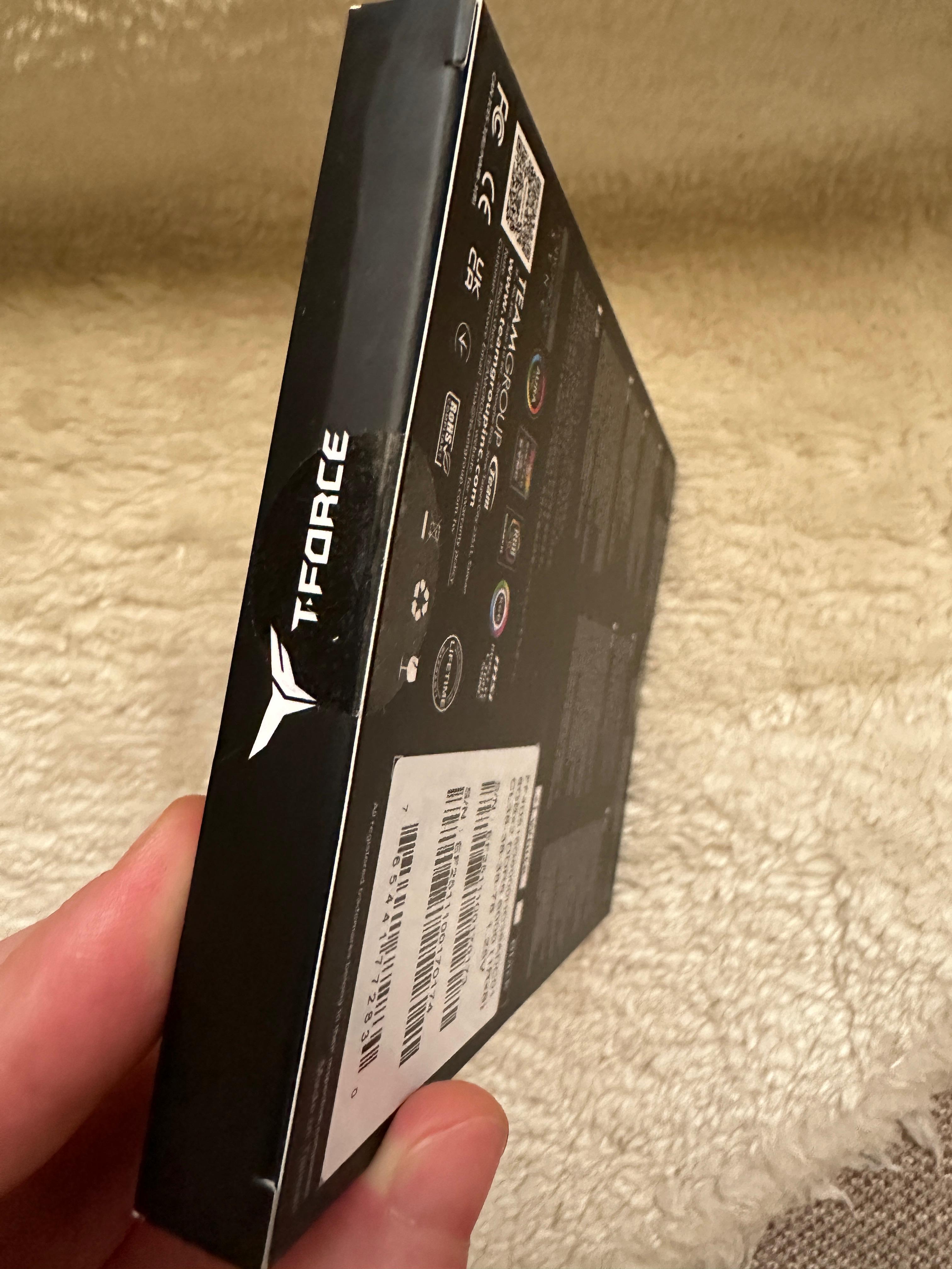 RAM DDR5 16GB (2x8GB) Team Force RGB - Image 2
