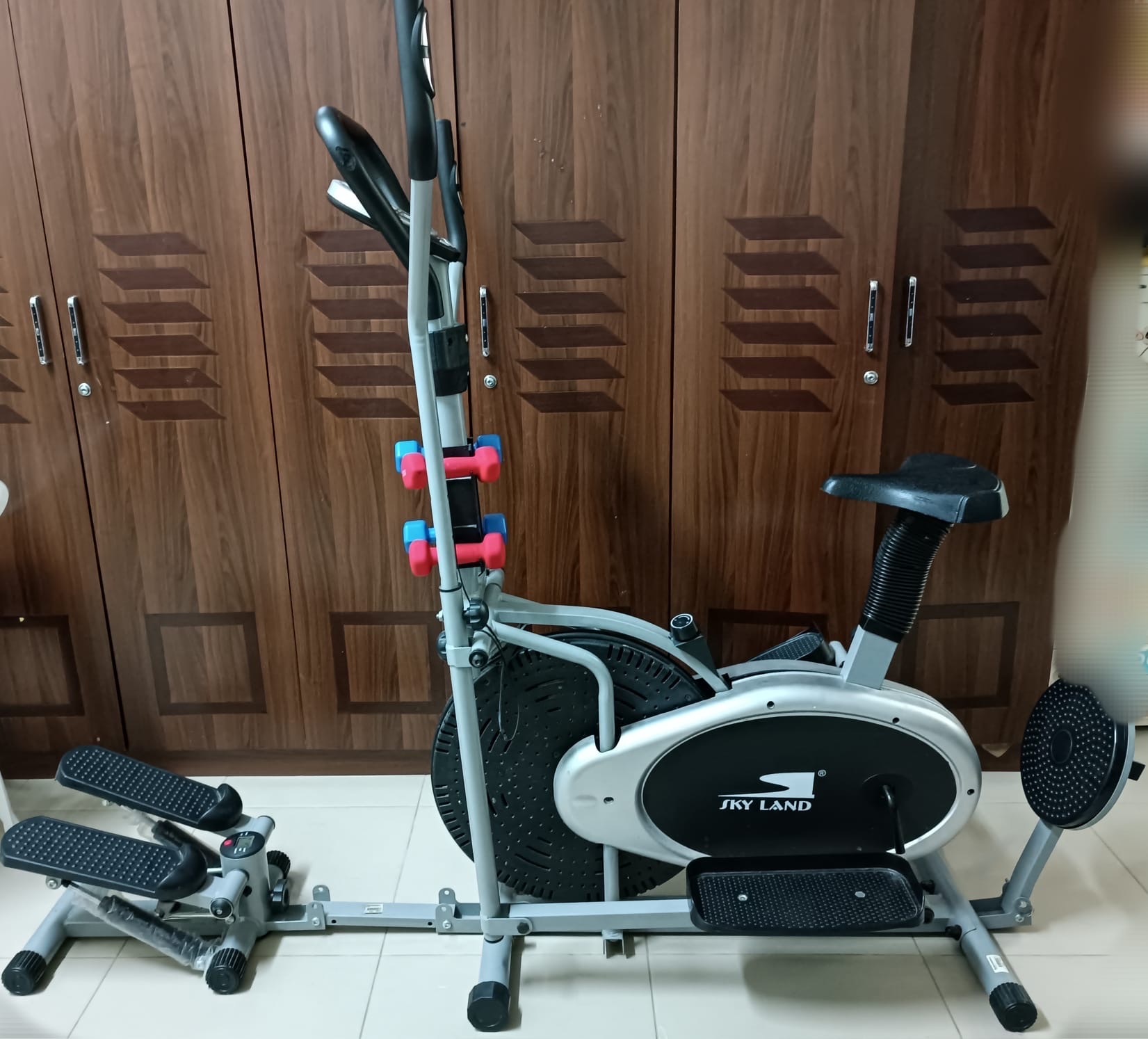 Cross Trainer - Image 2
