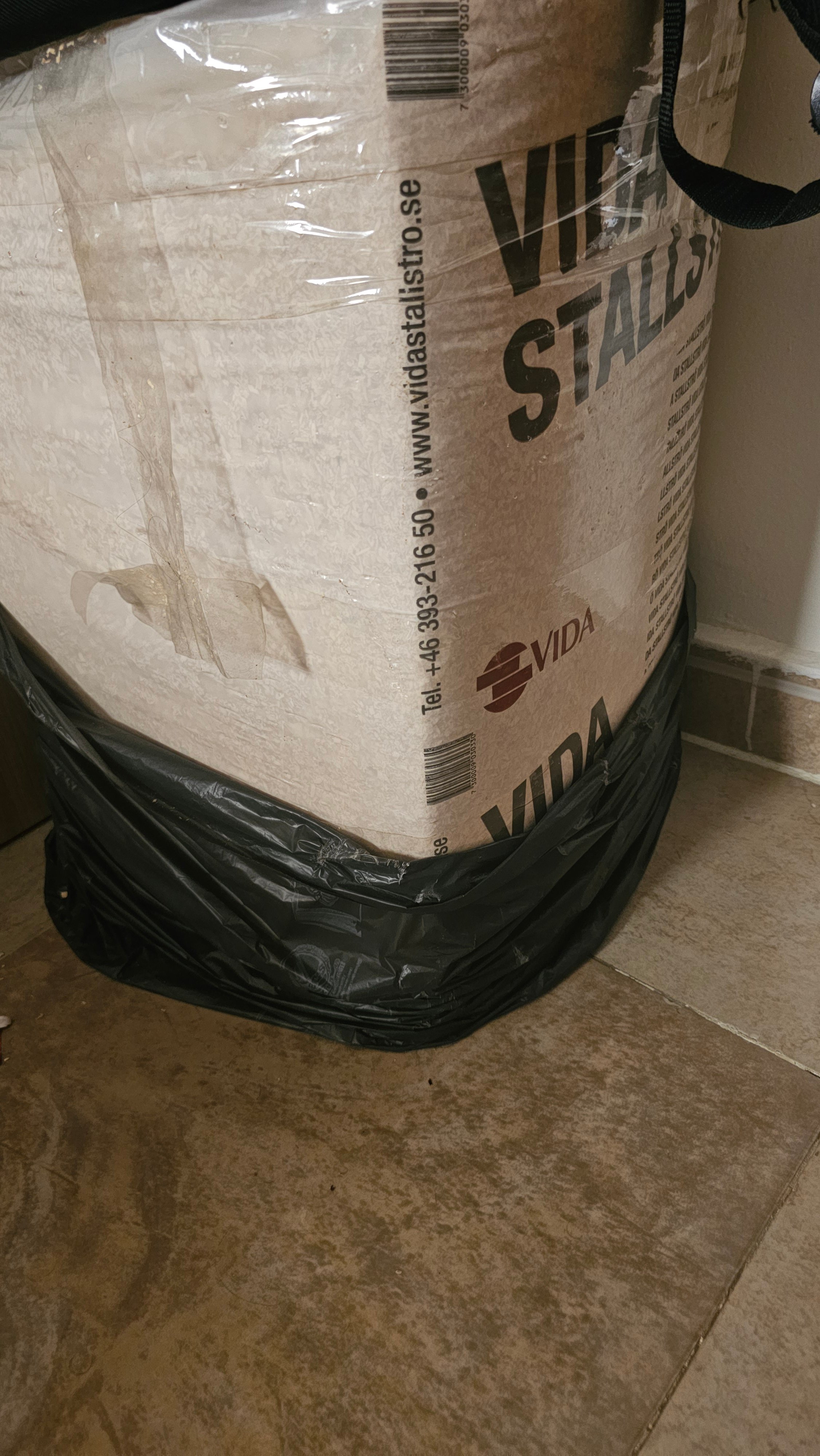 For Sale: Massive Bulk Bag of Hamster/Pet Bedding - Image 4