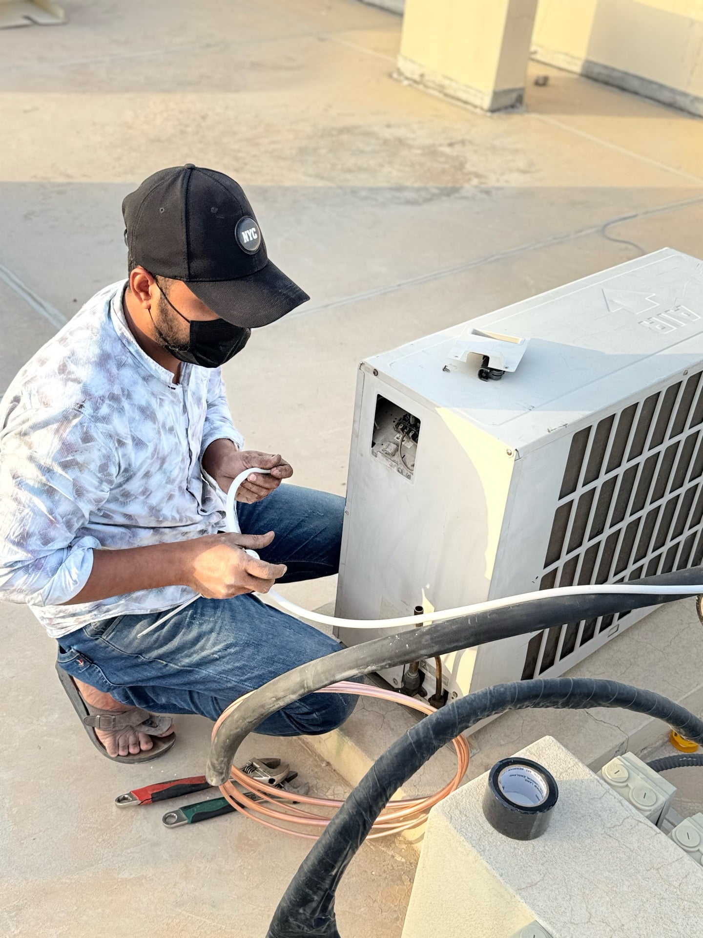 used ac for sale excellent coooling good condition - Image 1