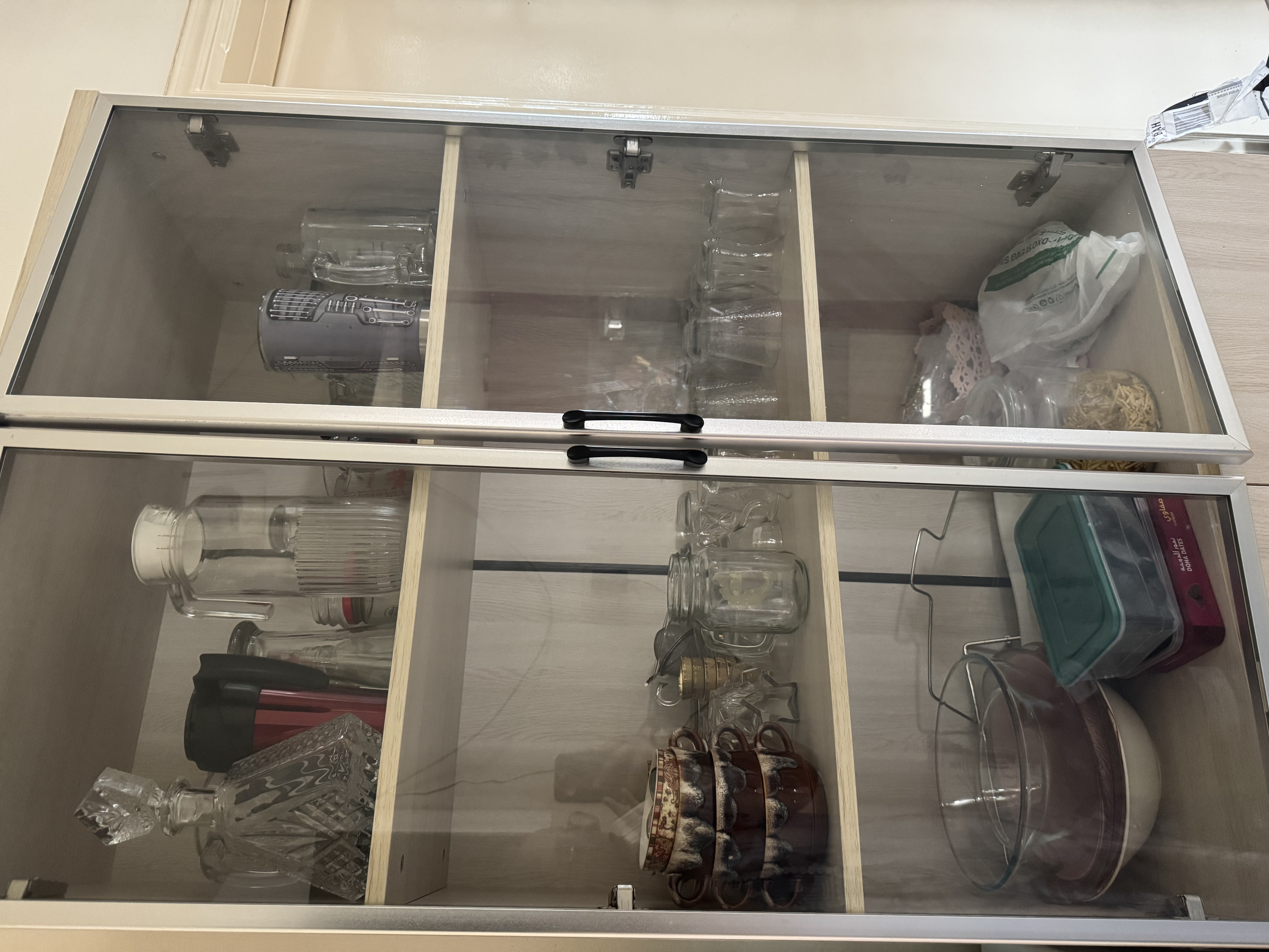 Glass cupboard for decorative items - Image 1