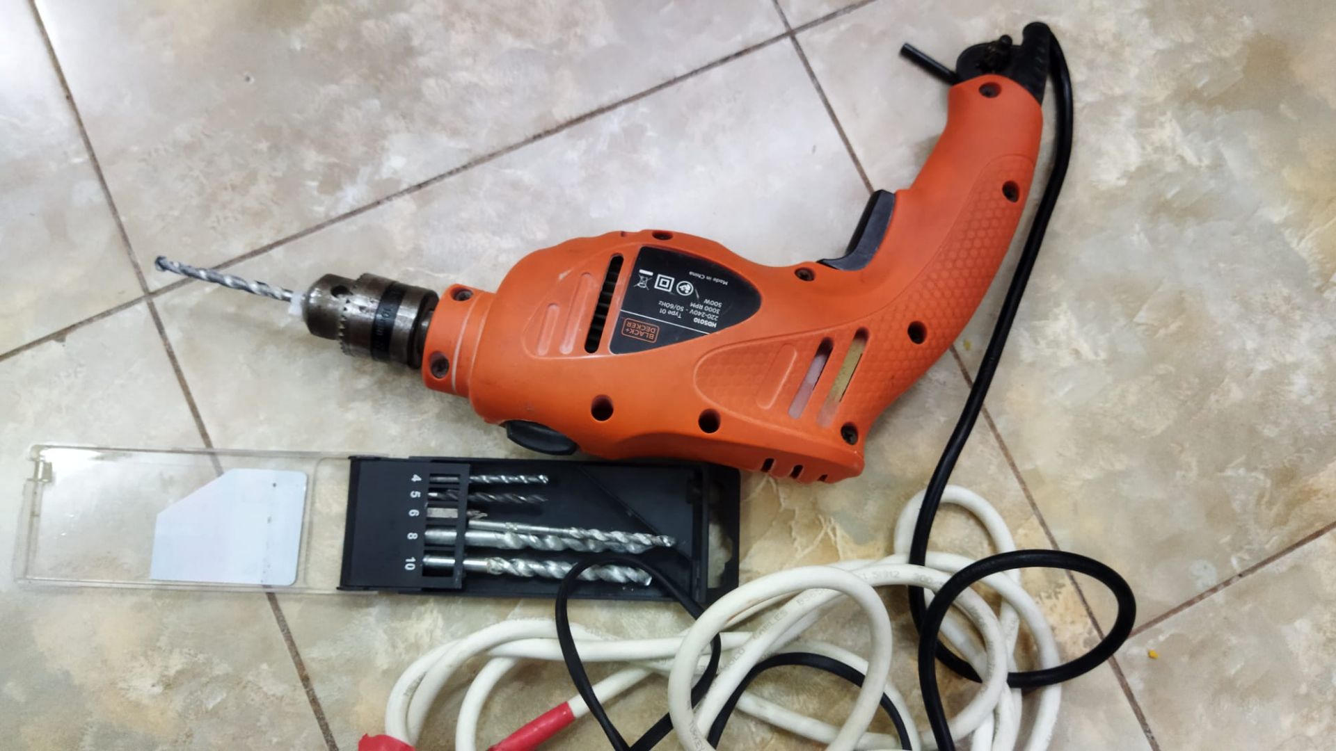 🔥 FOR SALE – BLACK+DECKER DRILL MACHINE 🔥 - Image 3