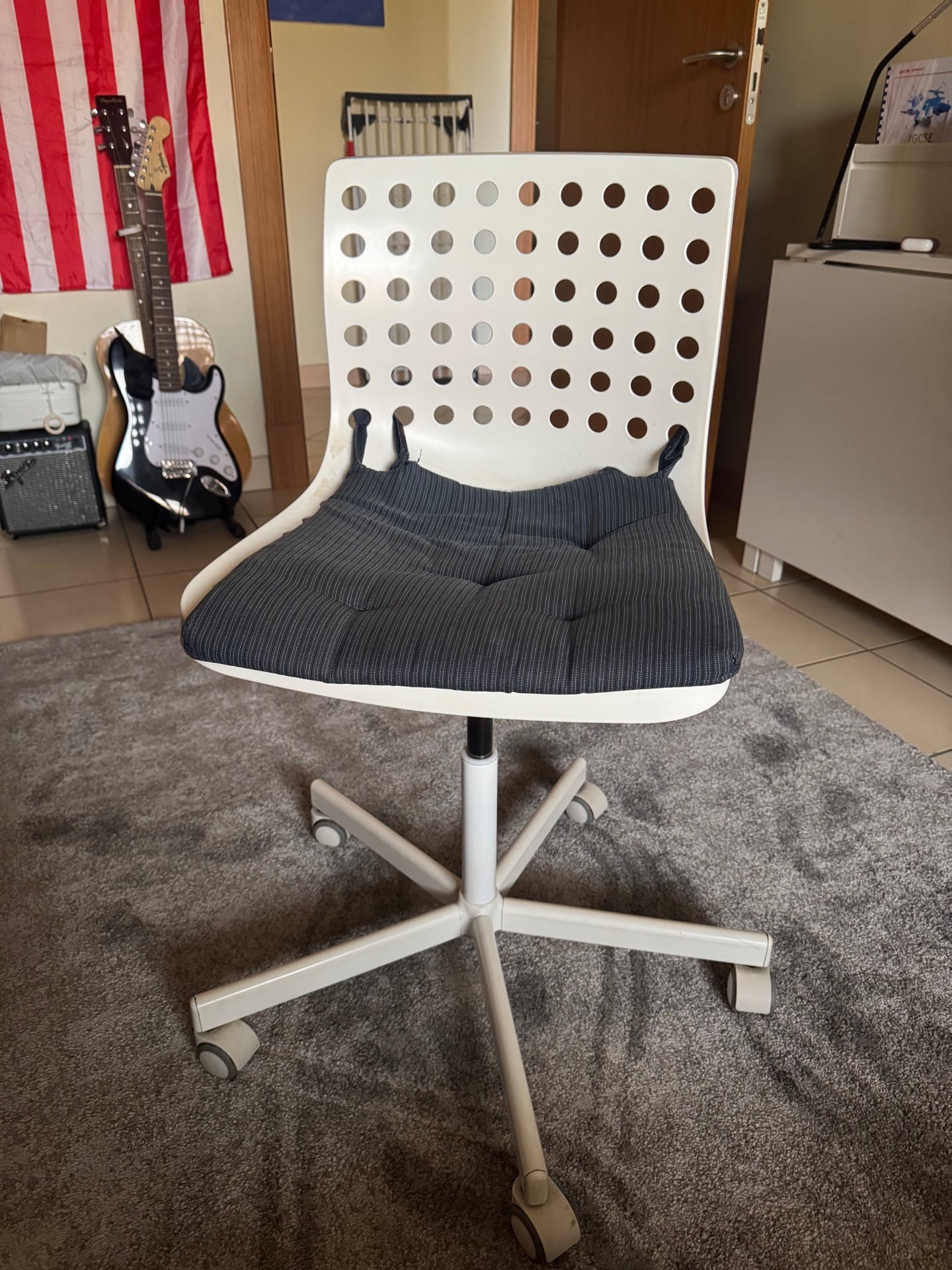 IKEA white desk or vanity chair  - Image 2