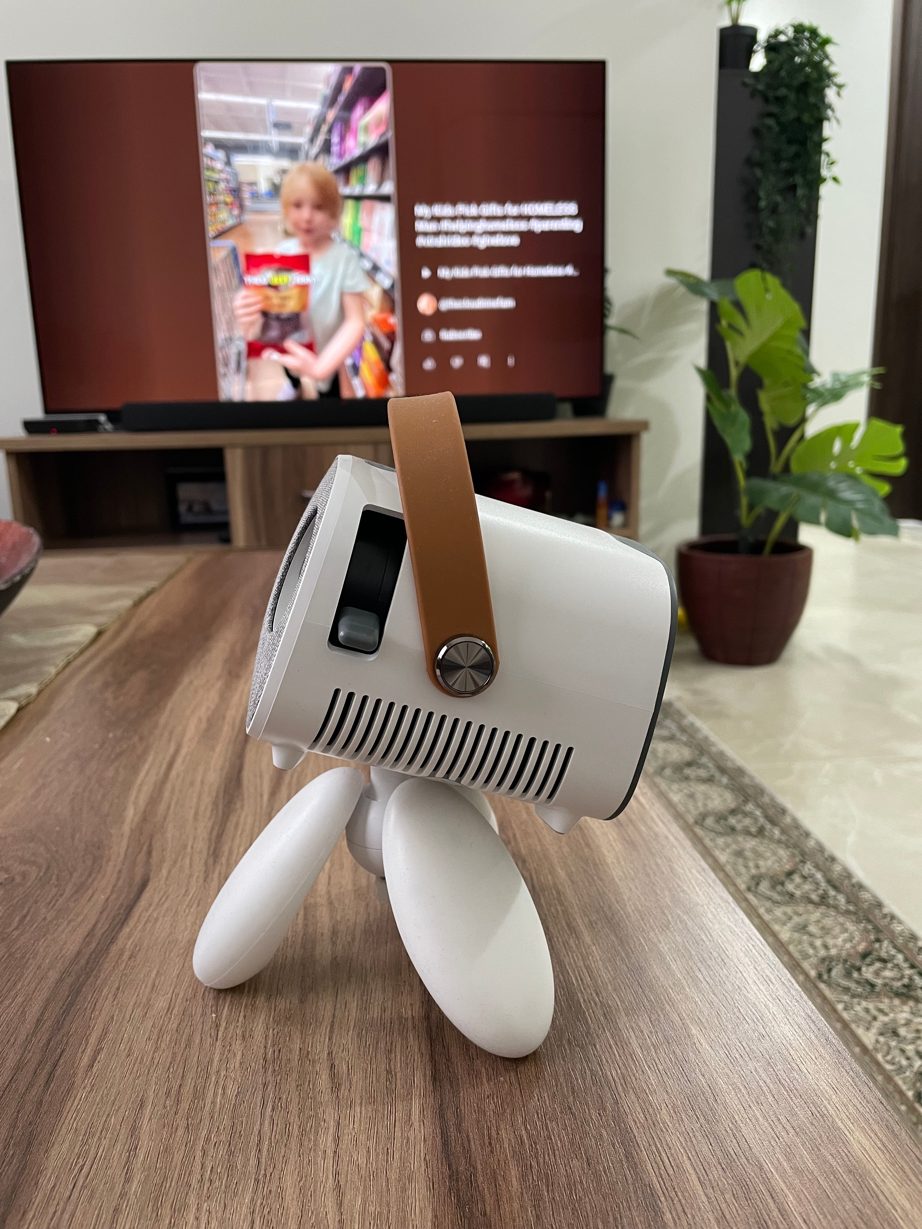 mini led projector - Image 2