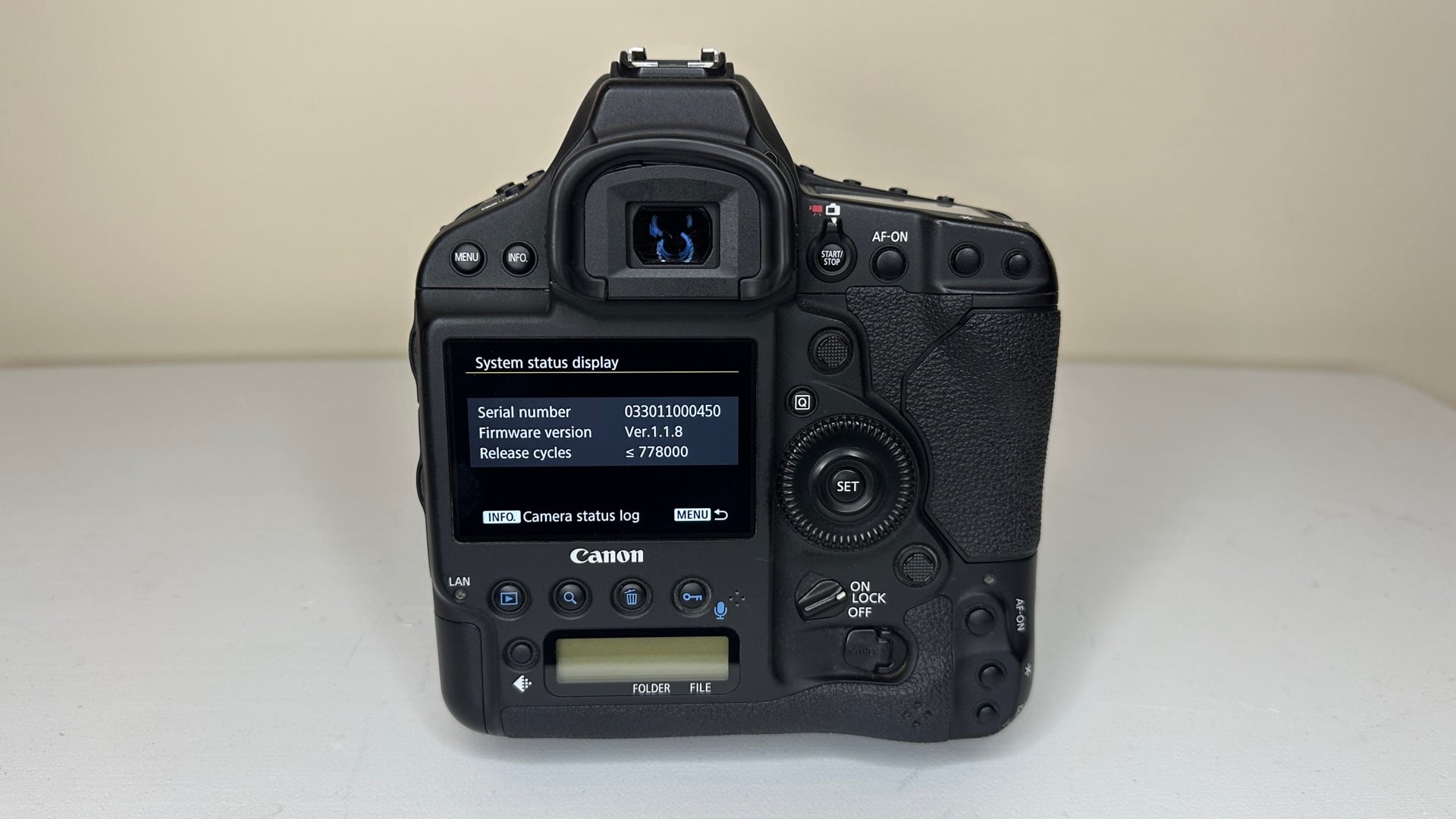 Canon 1DX Mark II + Canon EF 70-200mm f/2.8L IS II Bundle - Image 2
