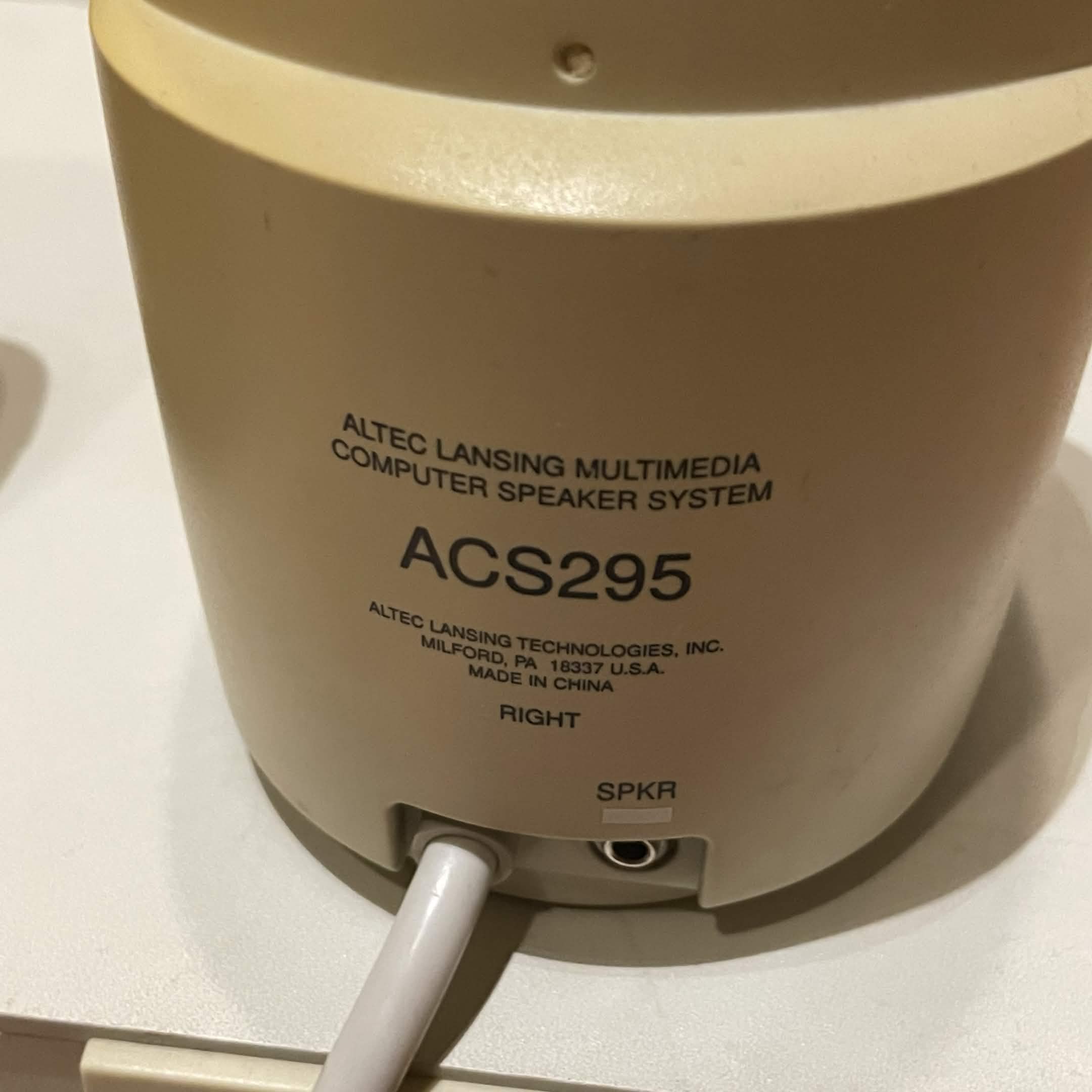 سبيكر قديم من Altec Lansing - Image 6