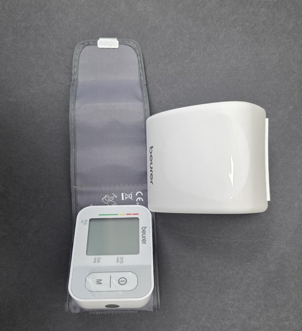 Beurer_bc28_Wrist blood pressure monitor - Image 2
