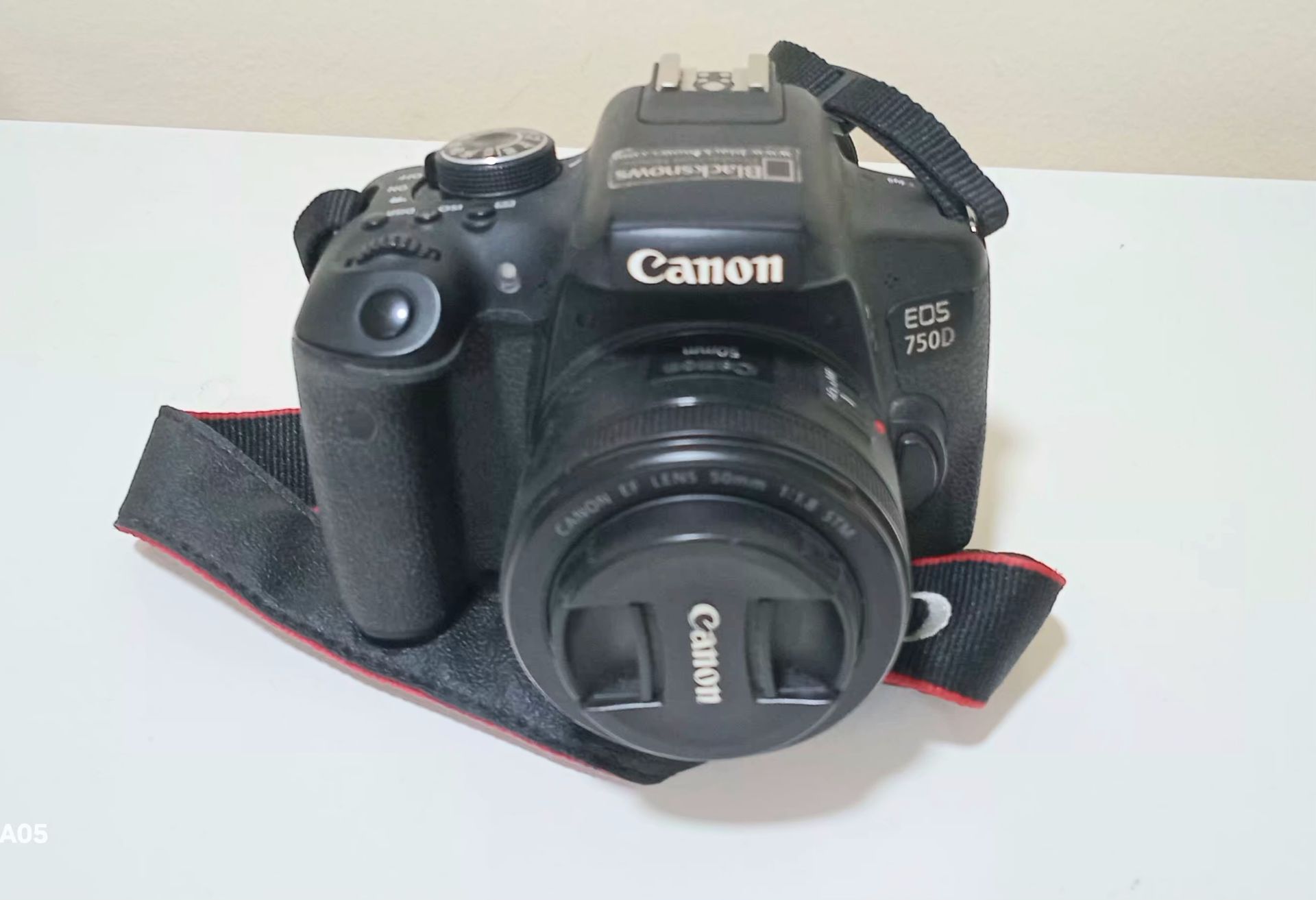 Canon EOS 750D - Image 8