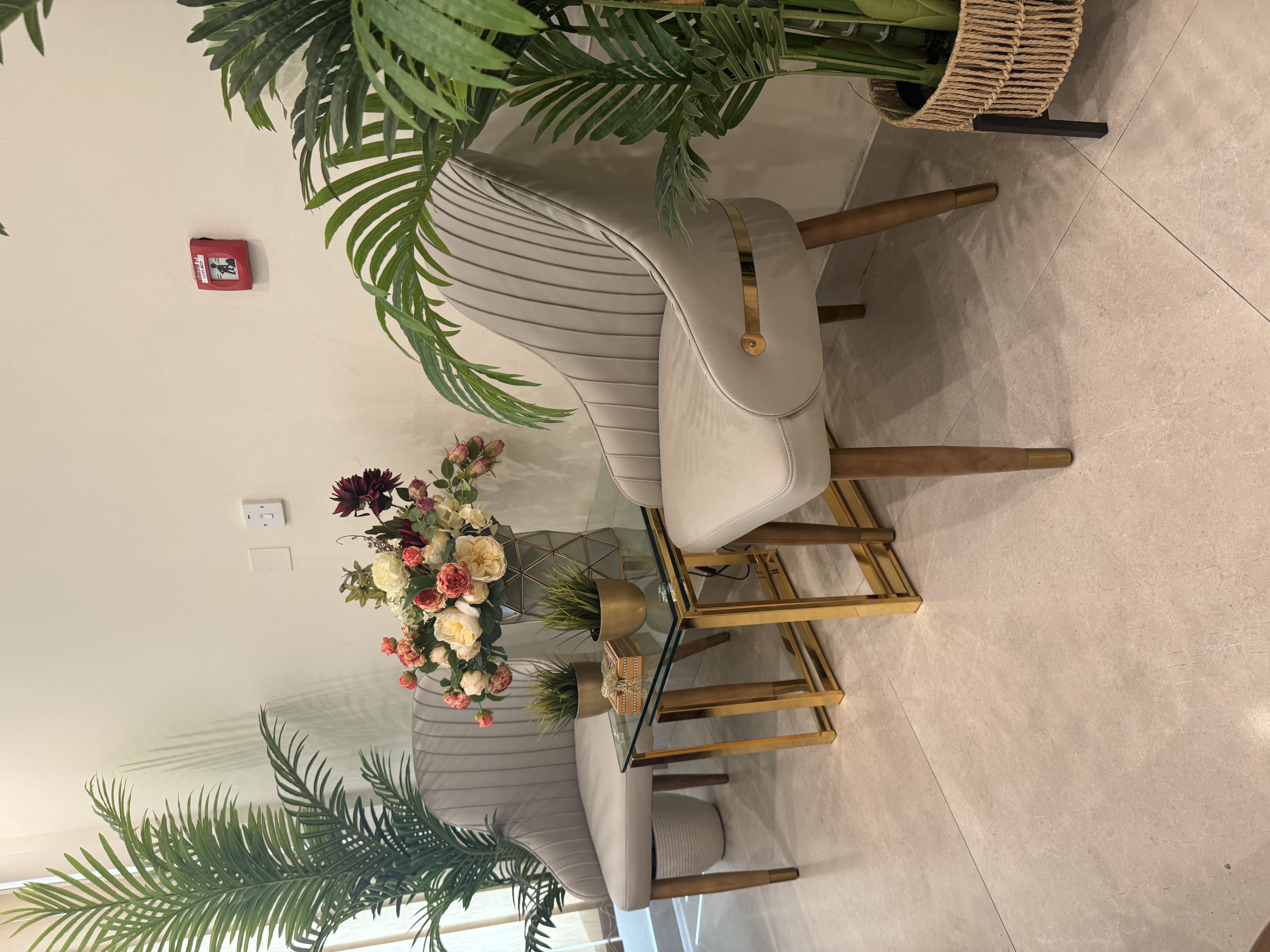 2 chairs & 2 tables  - Image 6