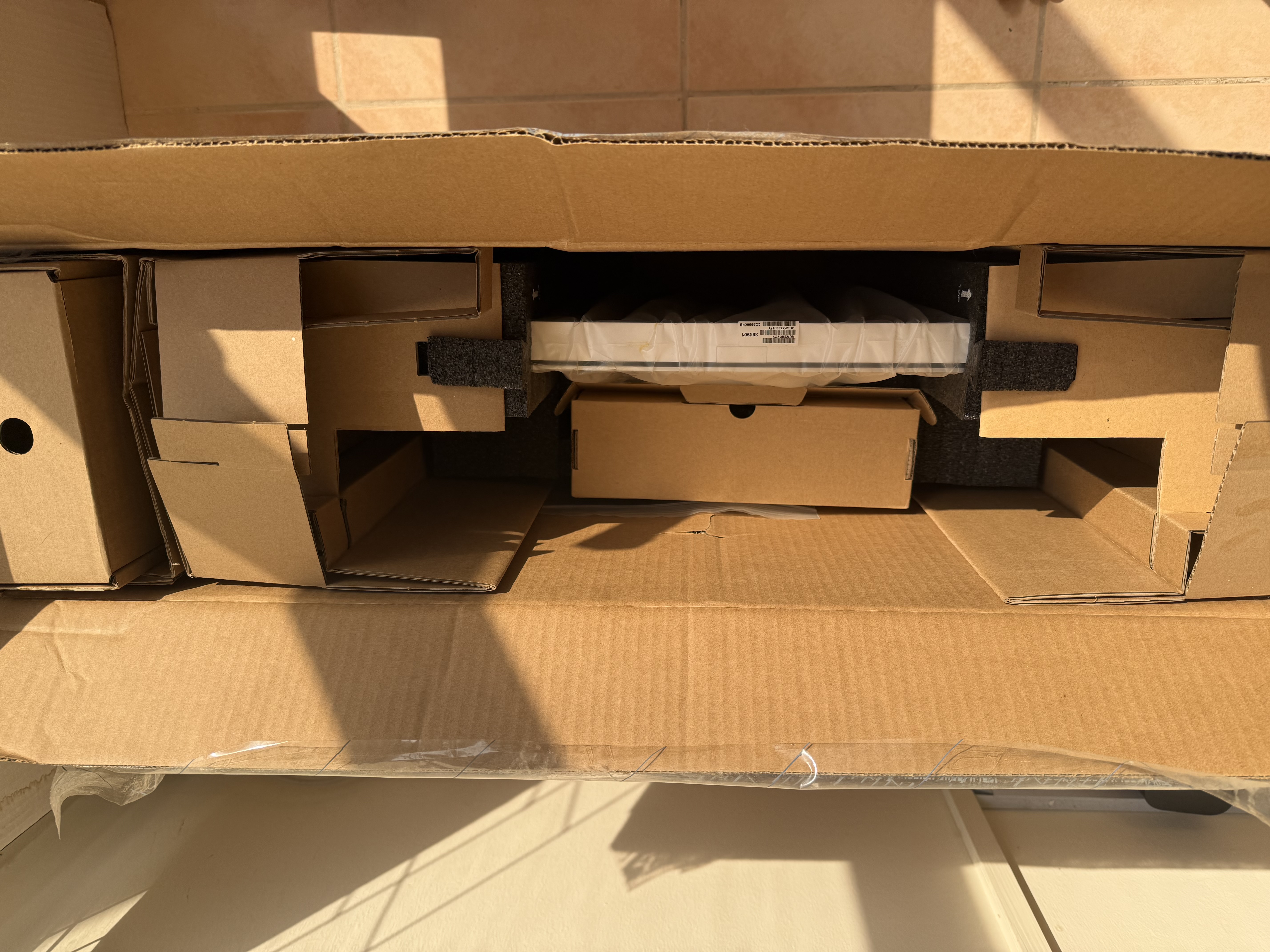 brand new Engage One Pro 23.8  - Image 8