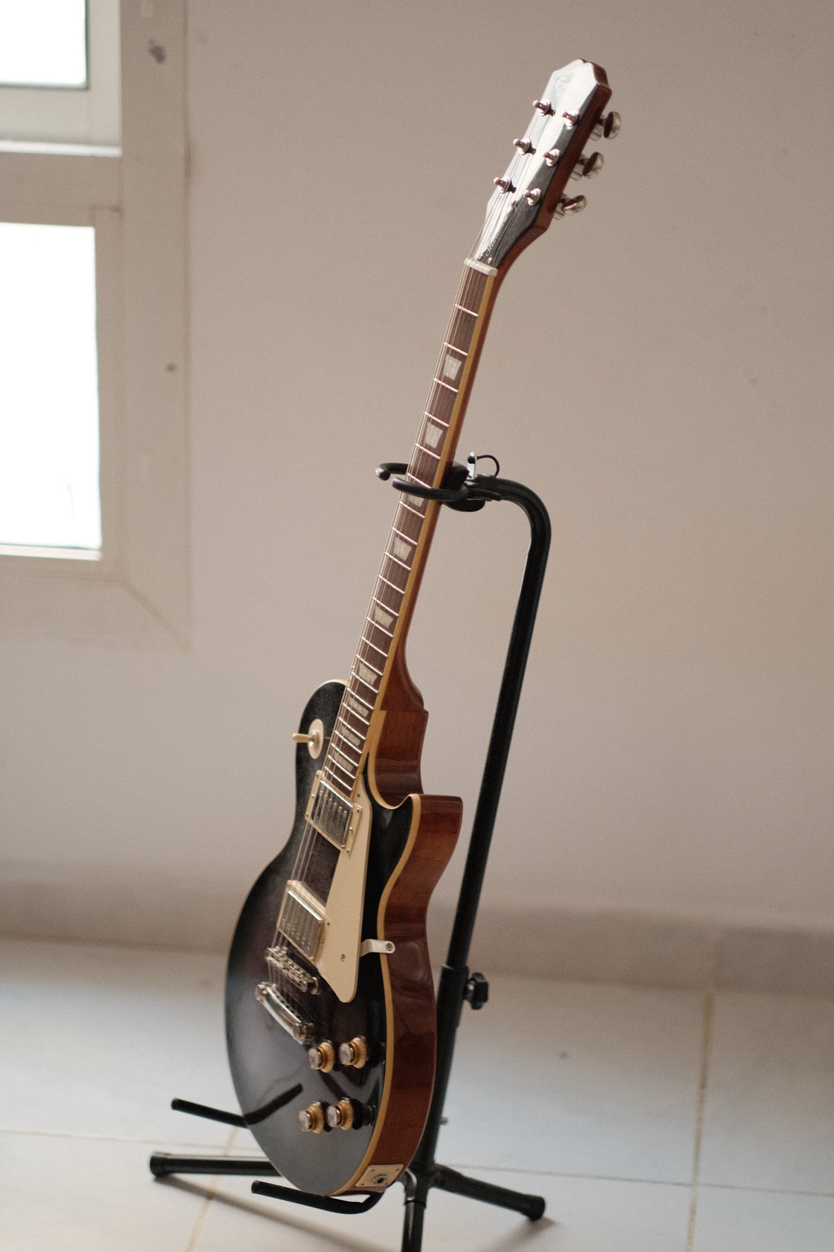 Ephiphone Les Paul - Image 6