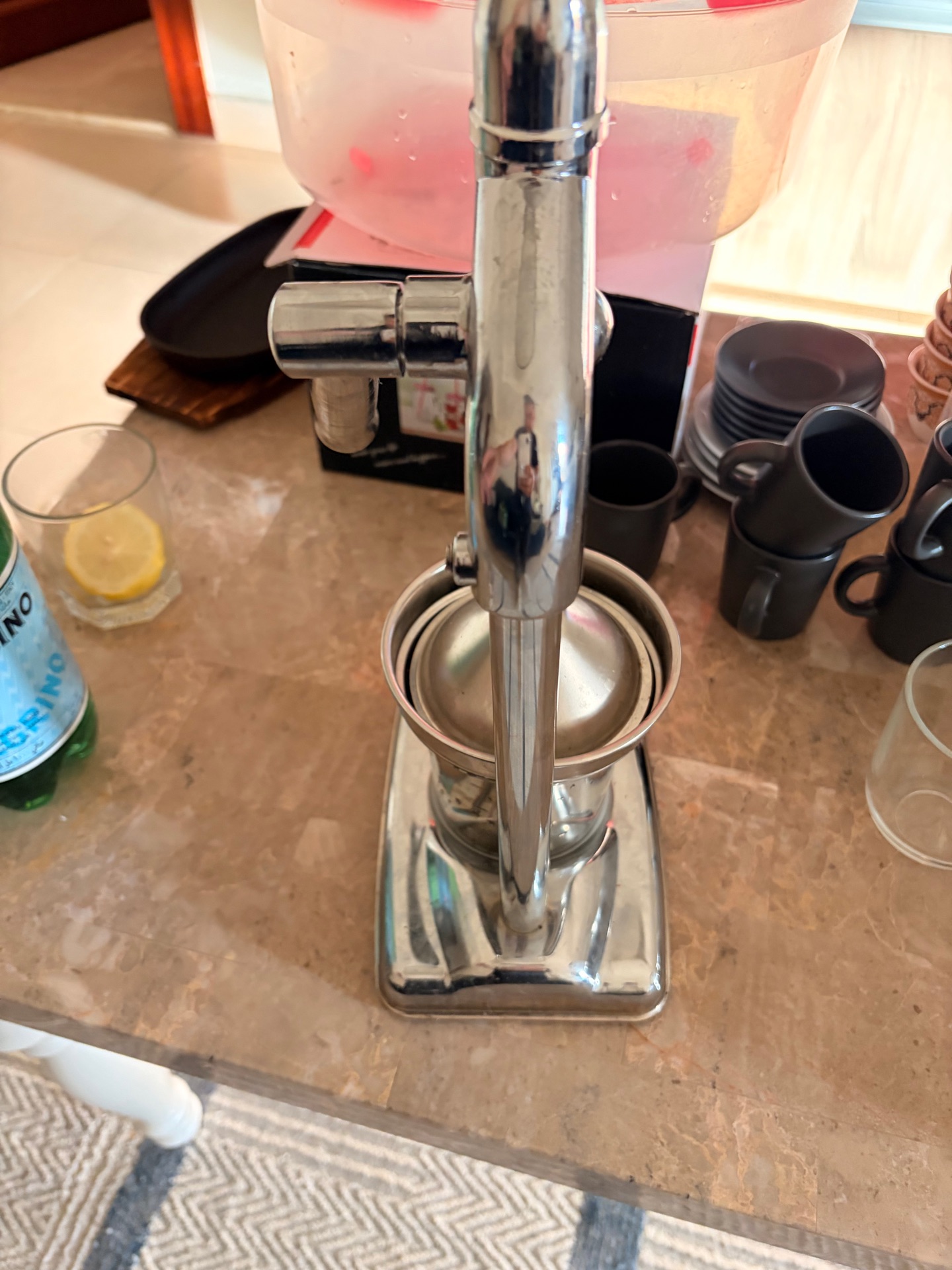 Stainless steel orange juice maker - Image 2