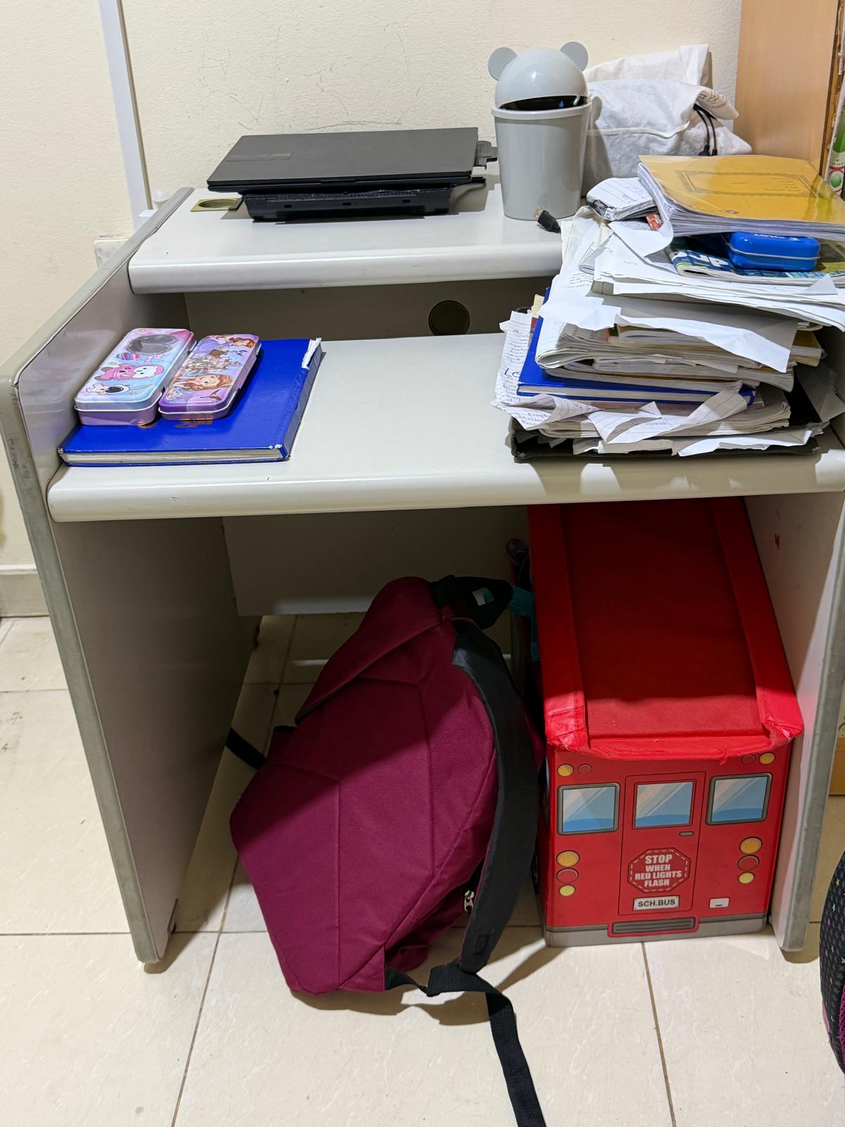 Study table good condition  - Image 4