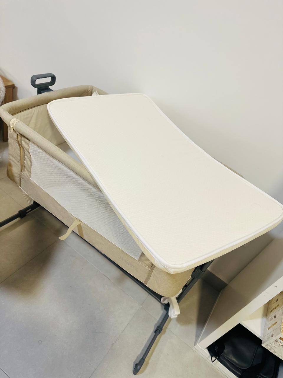 Basinet , bed , receiving bag - Image 2