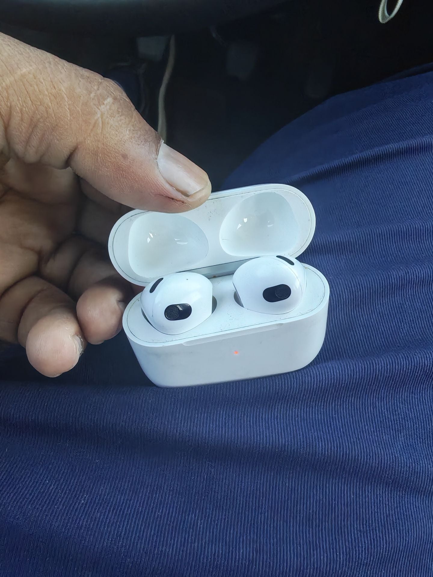 Apple airpod 3 - Image 4
