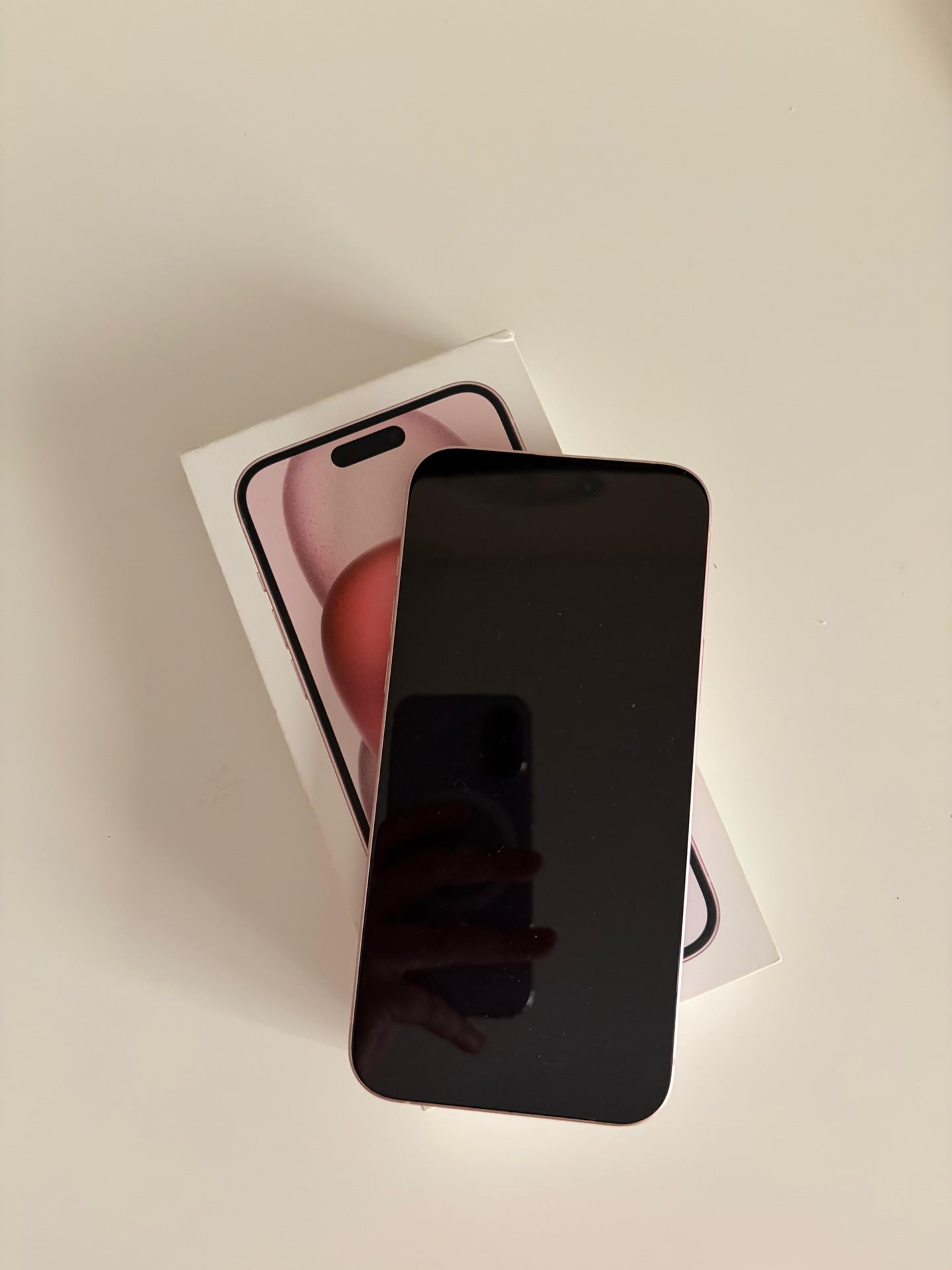Iphone 15 plus 128GB pink (like new) - Image 6