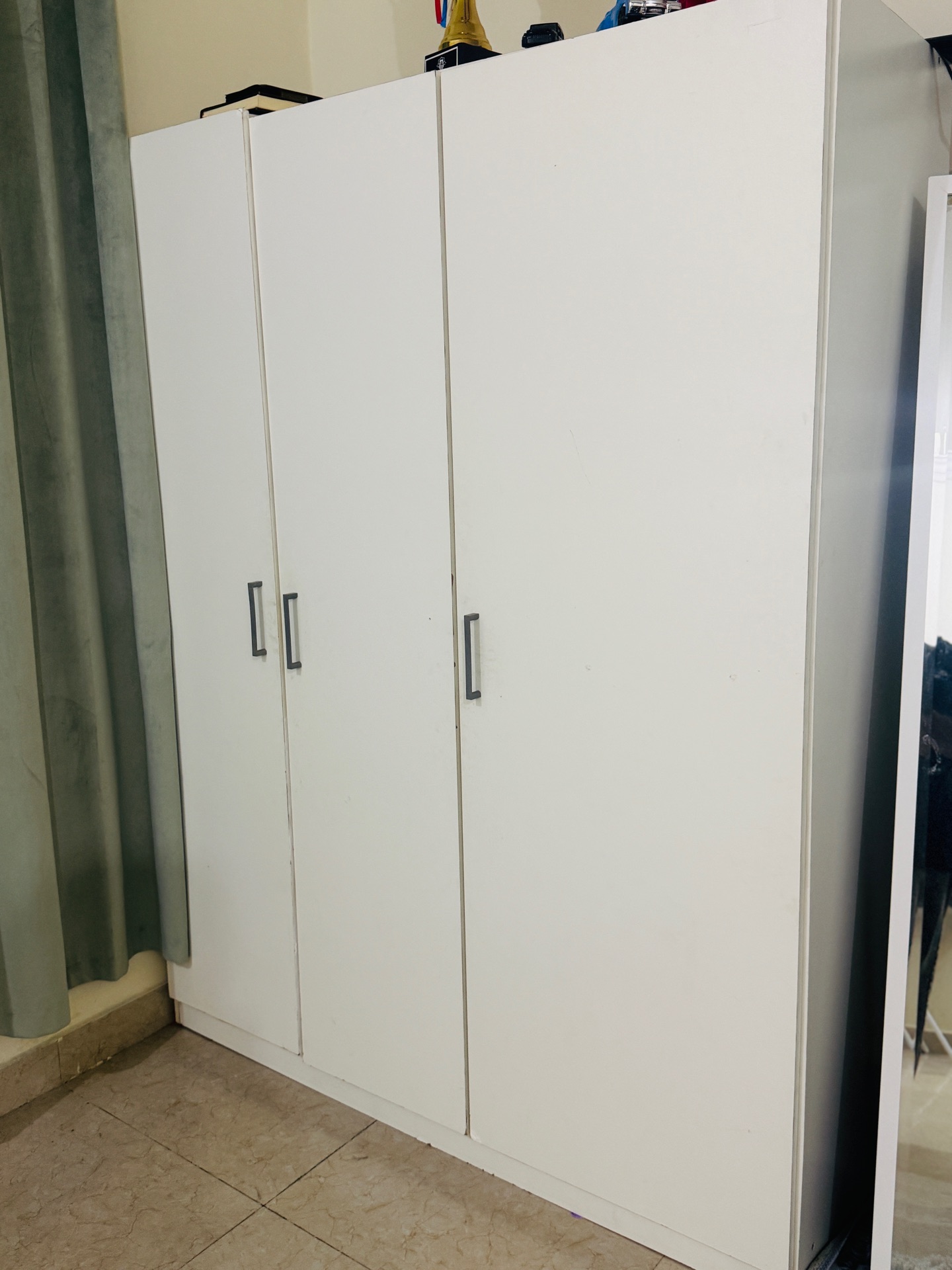 3 Door white wardrobe for Sale  - Image 4