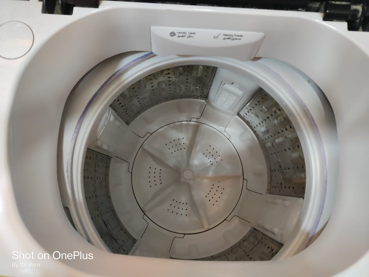 TCL 11 KG Wasing machine in good working condition - Image 2