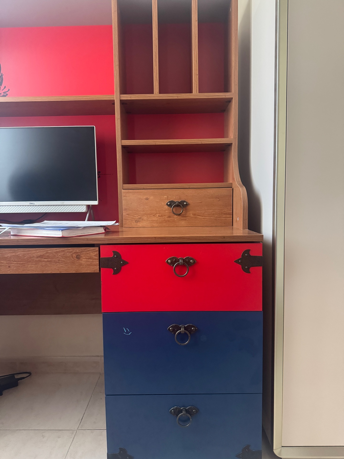 Home entre study table - Image 1