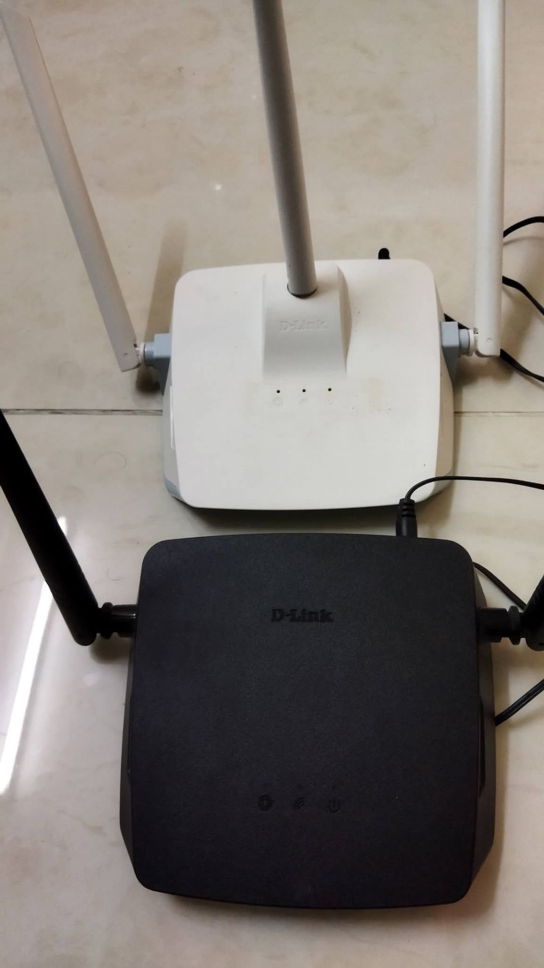 🔥 FOR SALE – D-LINK WIFI ROUTERS (2 PCS) 🔥 - Image 4