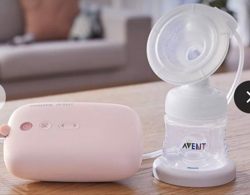 Philips breastpump + accessories - Image 1