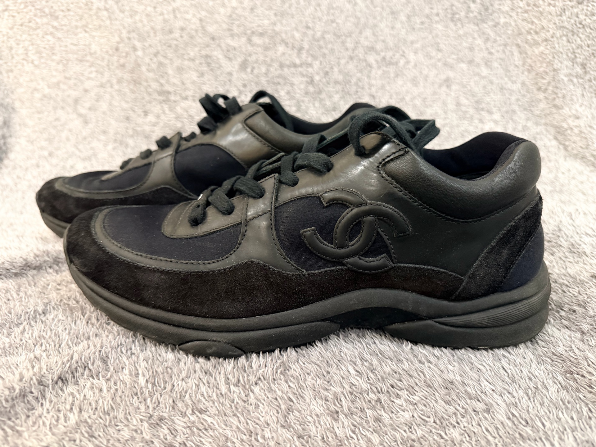 Chanel, Golden Goose, APL - Image 7