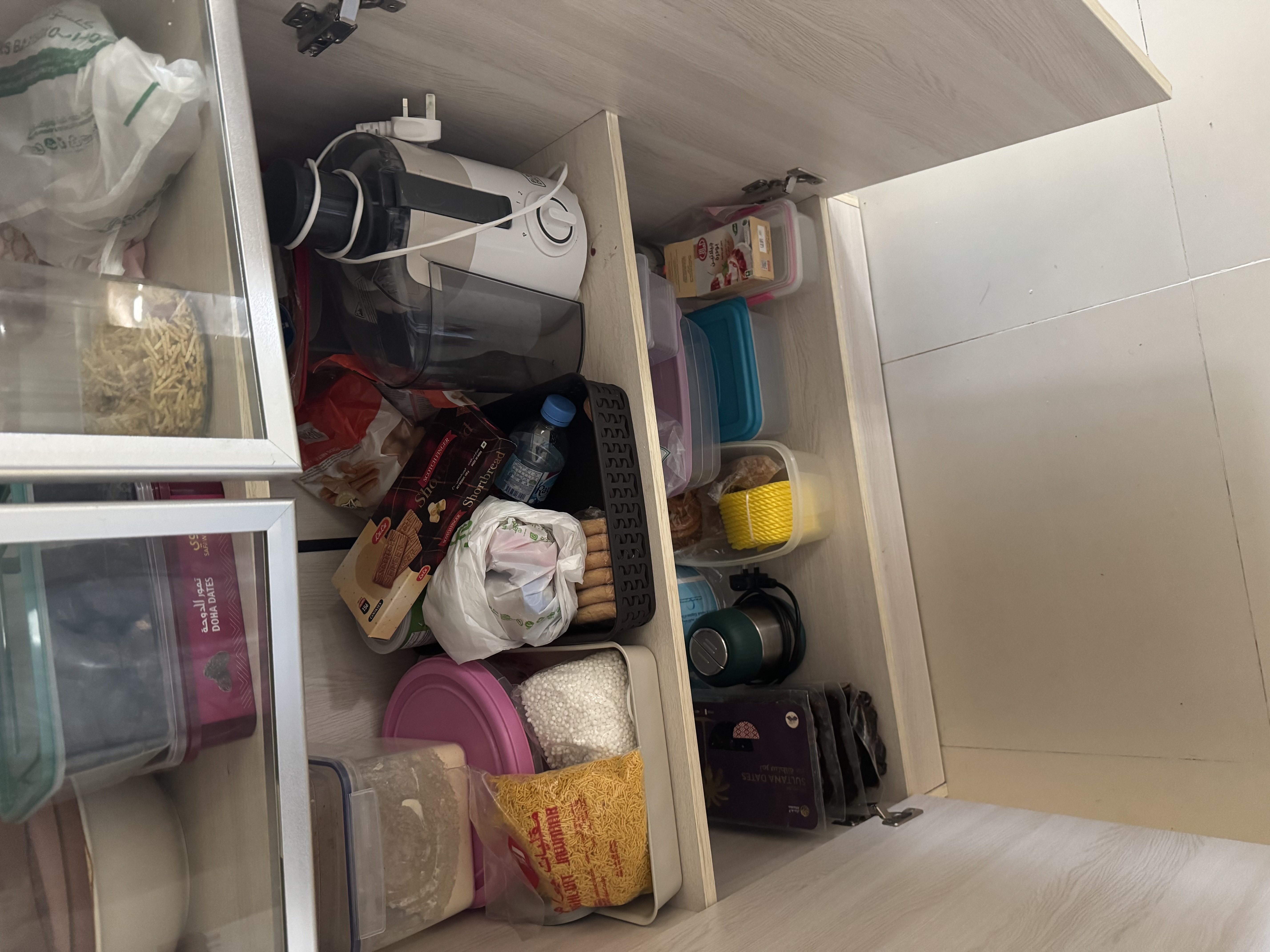 Glass cupboard for decorative items - Image 2