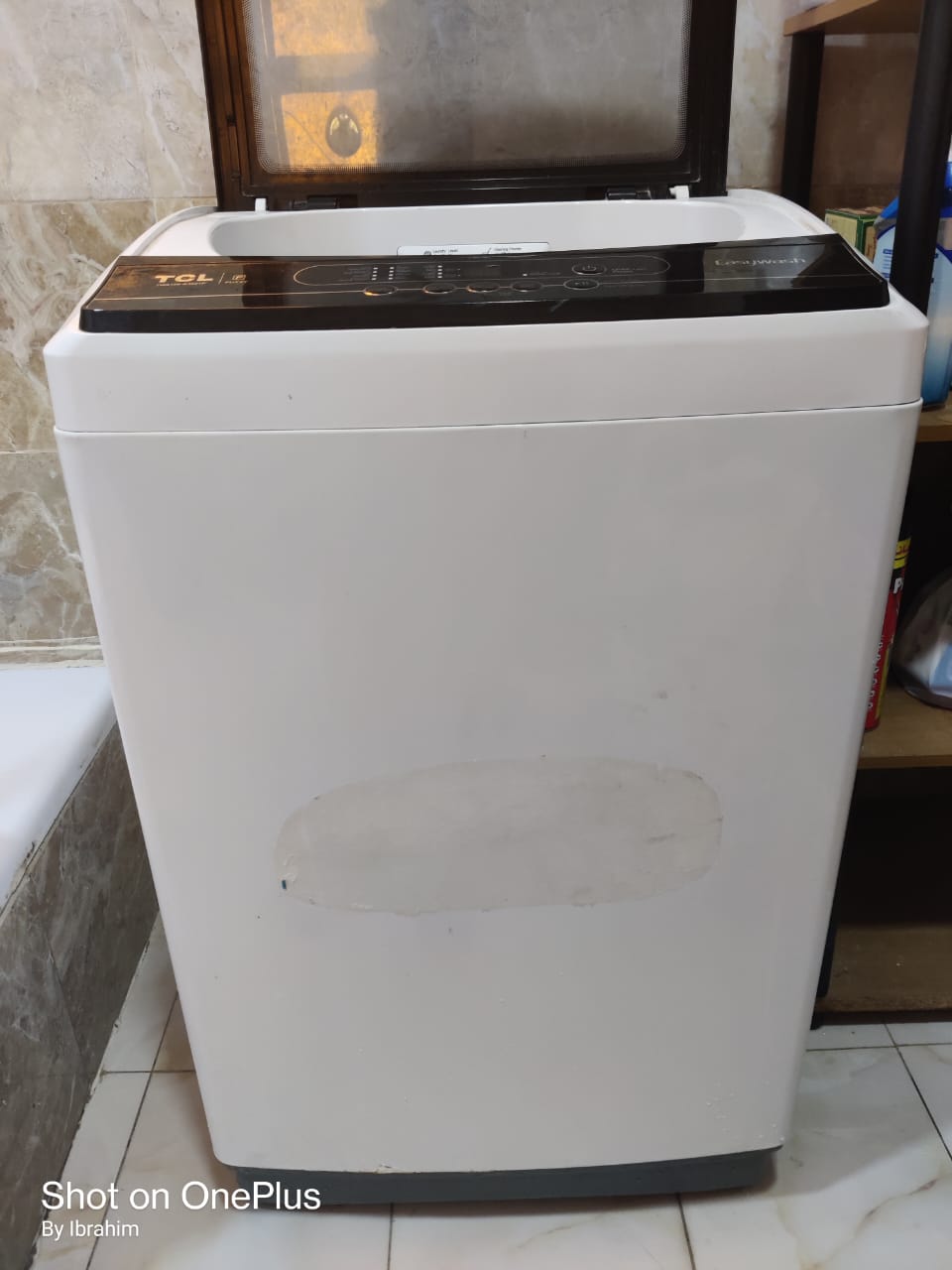 TCL 11 KG Wasing machine in good working condition - Image 3