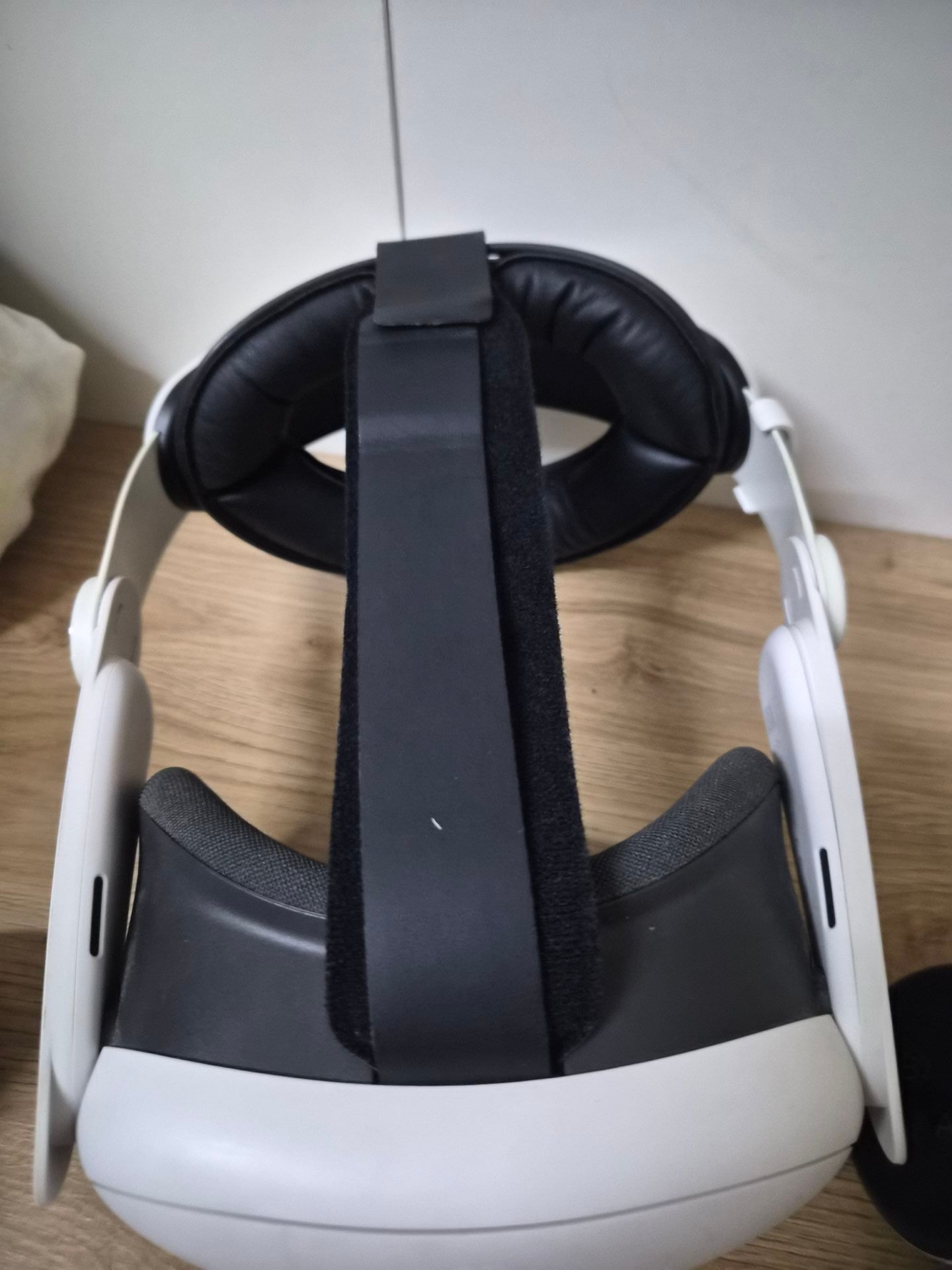 Oculus quest 3 with Comfort Strap - Image 2