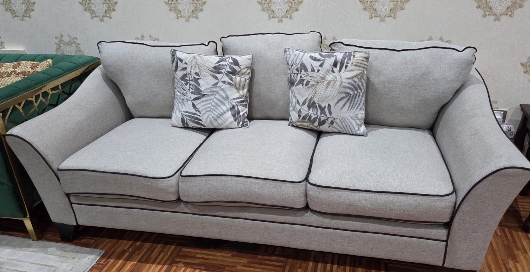 Sofa set for sale ni damage clean - Image 4