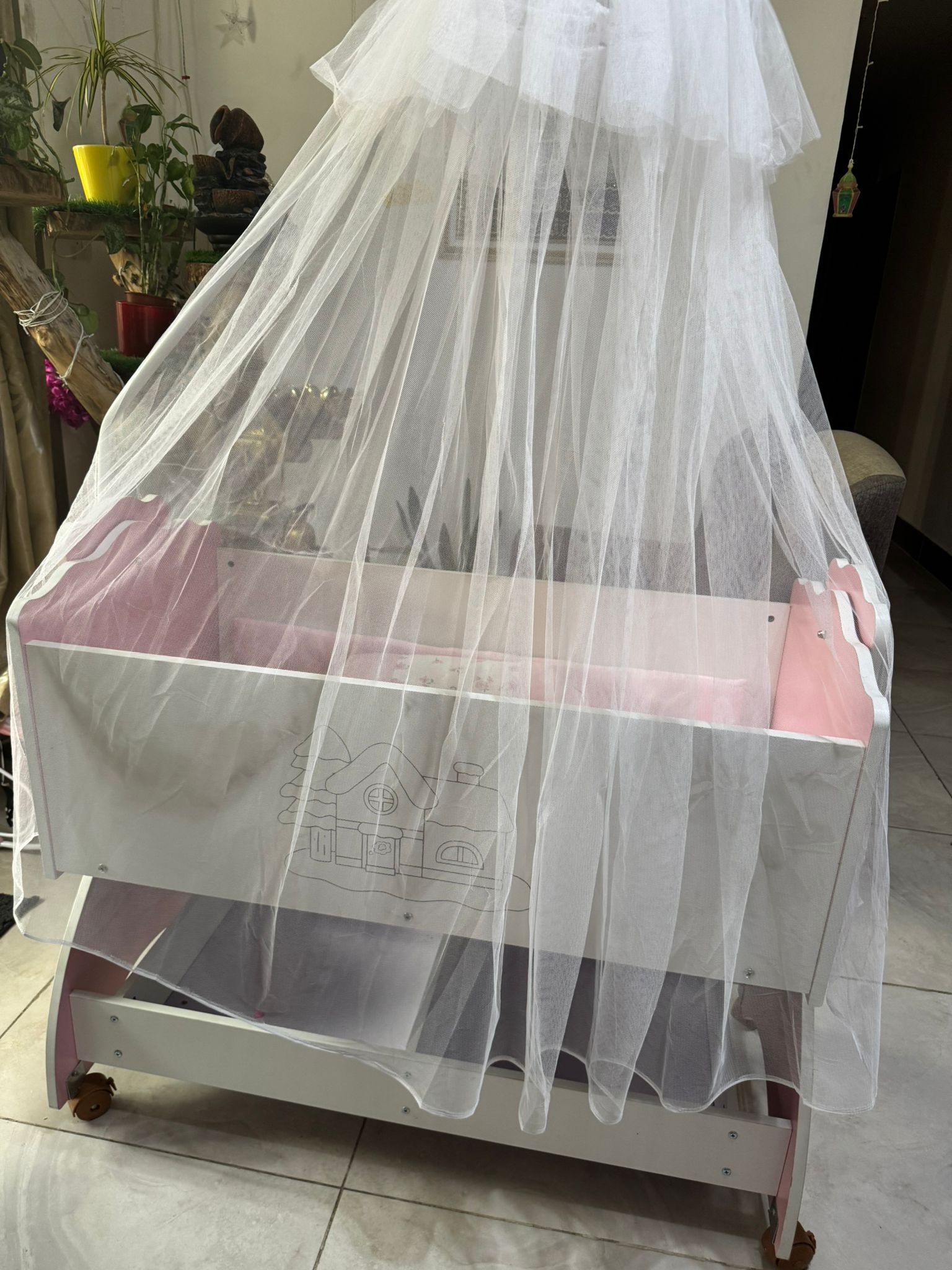 Baby Cradle and cot with wheels مهد الطفل وسرير مع عجلات - Image 6