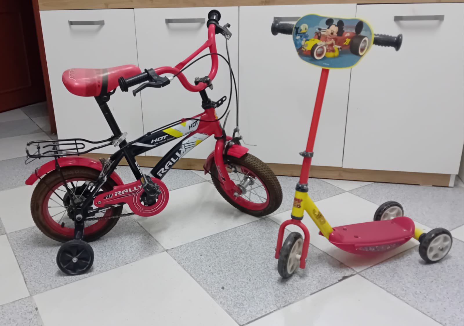 Kids Metal Body Cycle and Scooter - Image 4