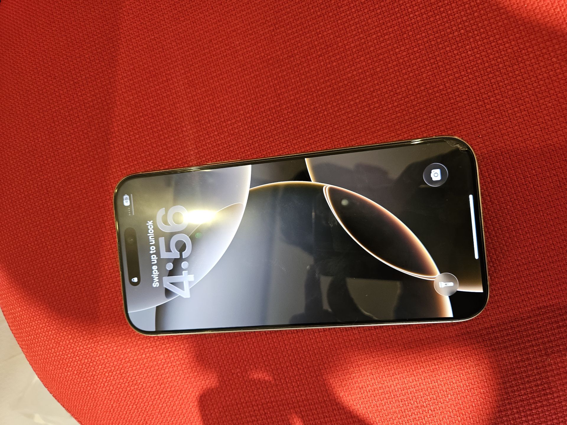 iPhone 16 Pro Max - Image 3
