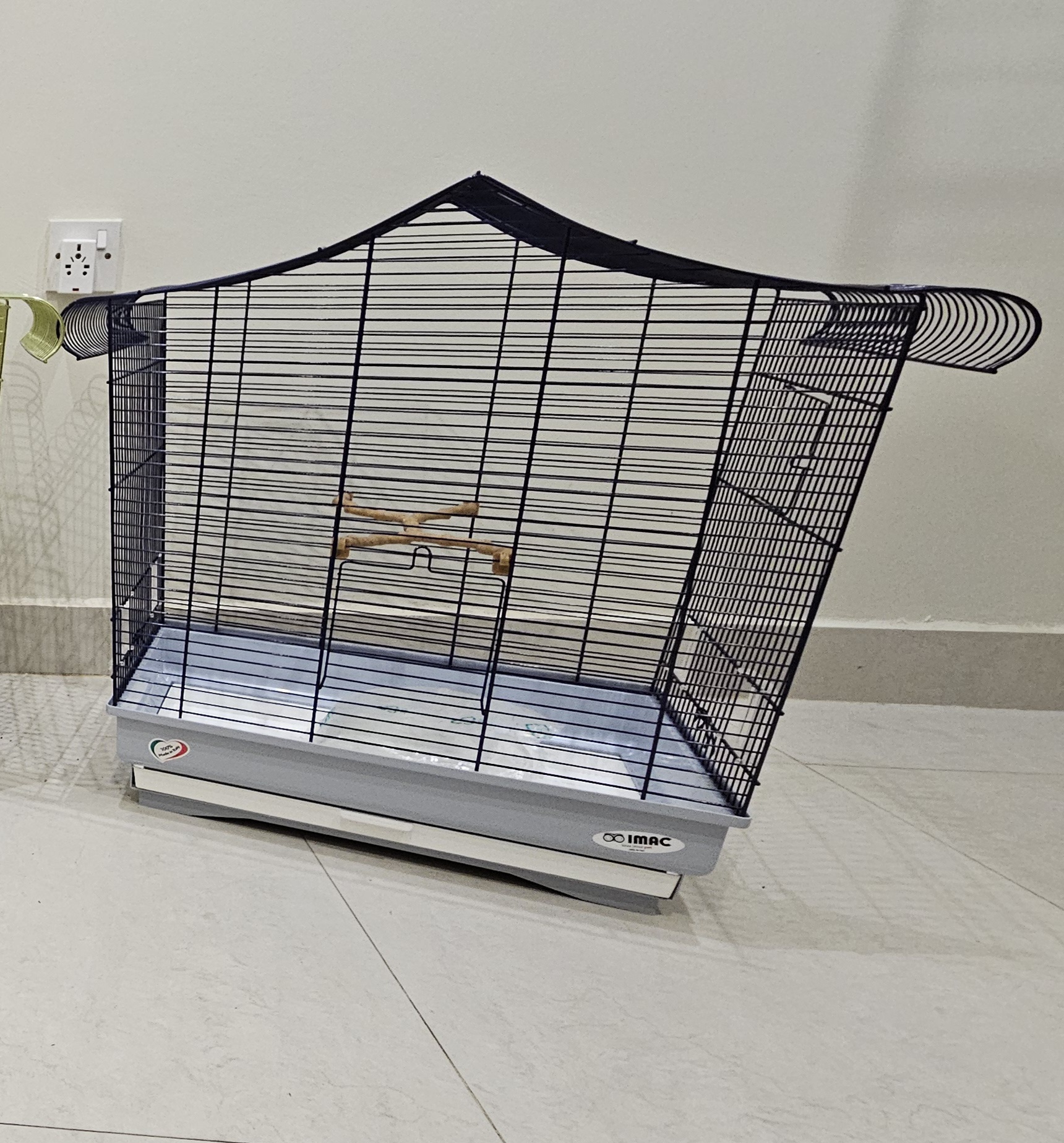 3 IMAC cages for sale - Image 4