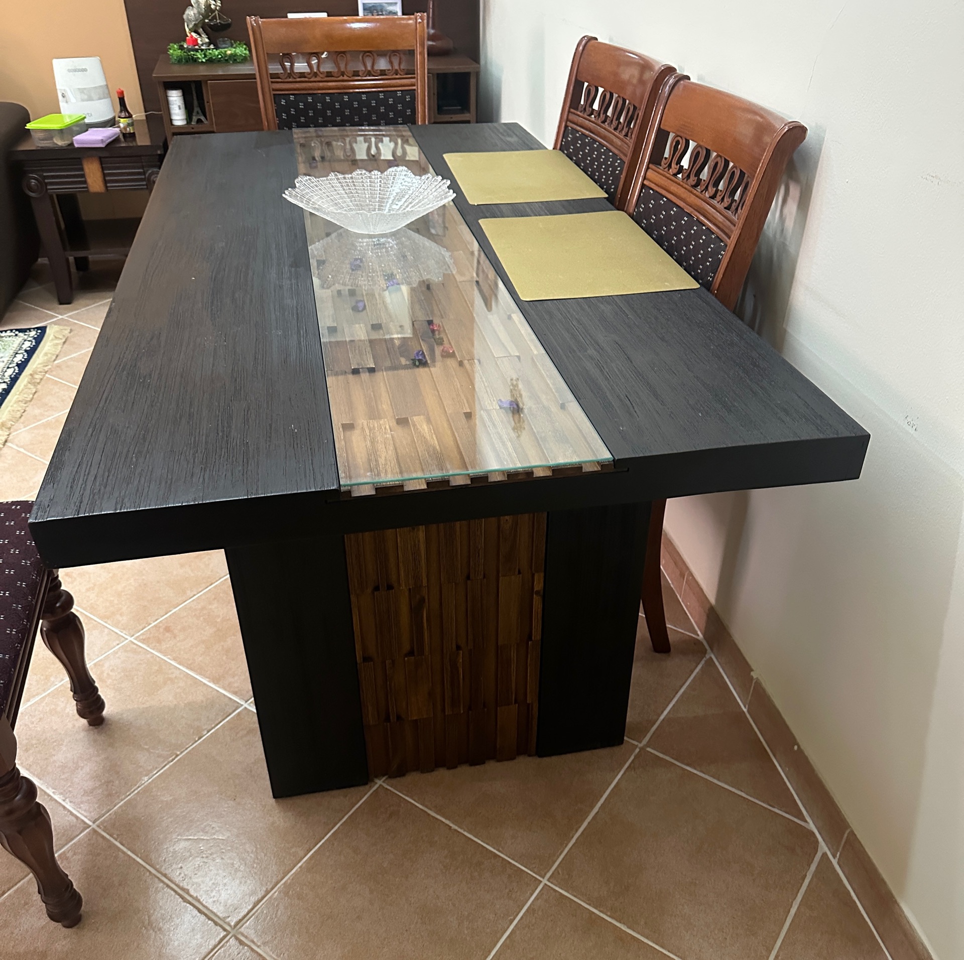 Designer Dining Table without chairs - Image 2