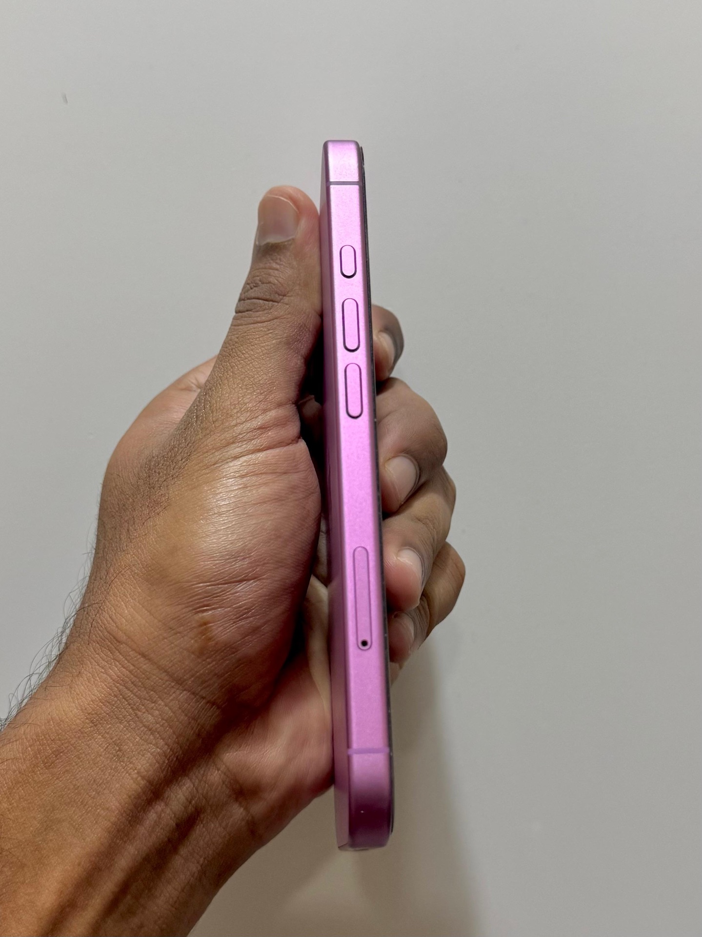 iPhone 16 256gb battery 88% - Image 6