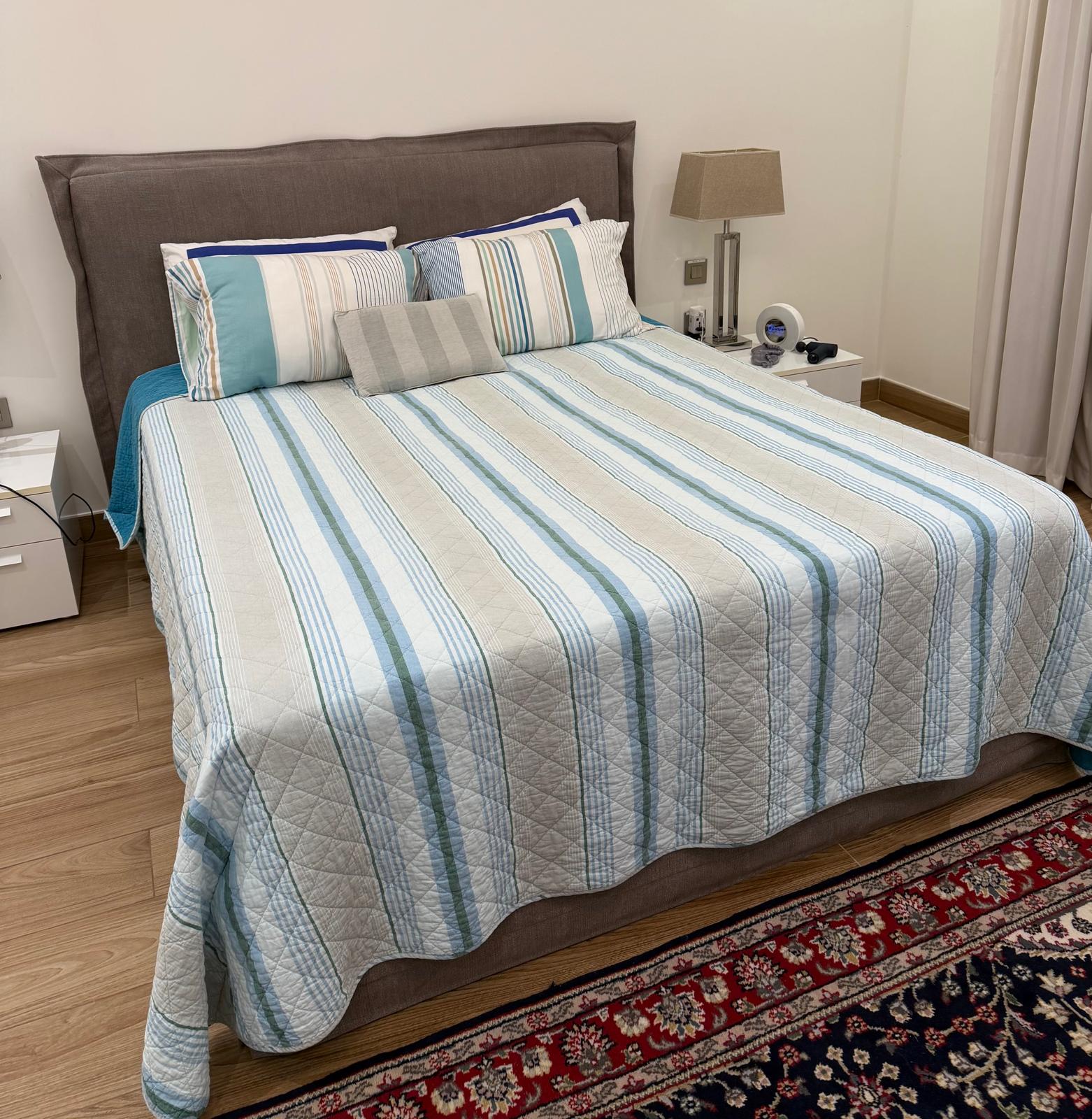 double bed with under-bed storage drawers - Image 2