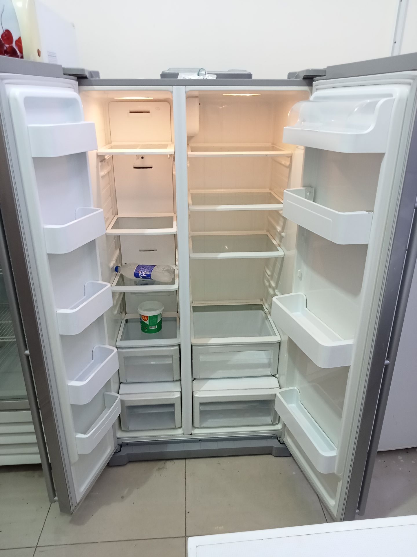 Samsung refrigerator for sale  - Image 2