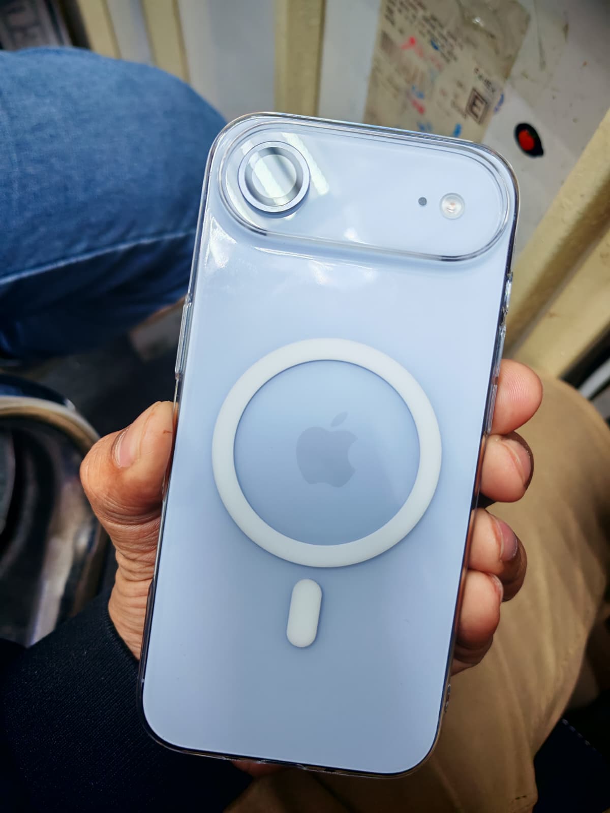 iPHONE 17 AIR - Image 3