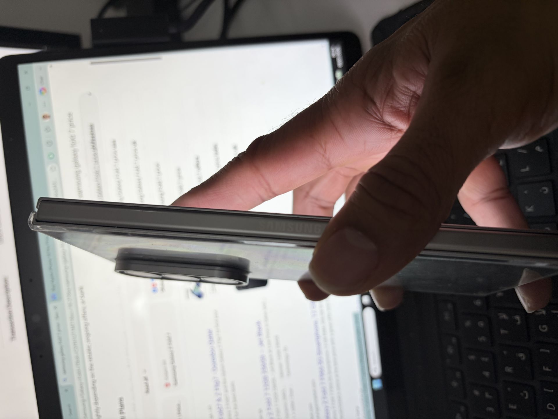 Samsung galaxy fold7 excellent condition for sale - Image 4