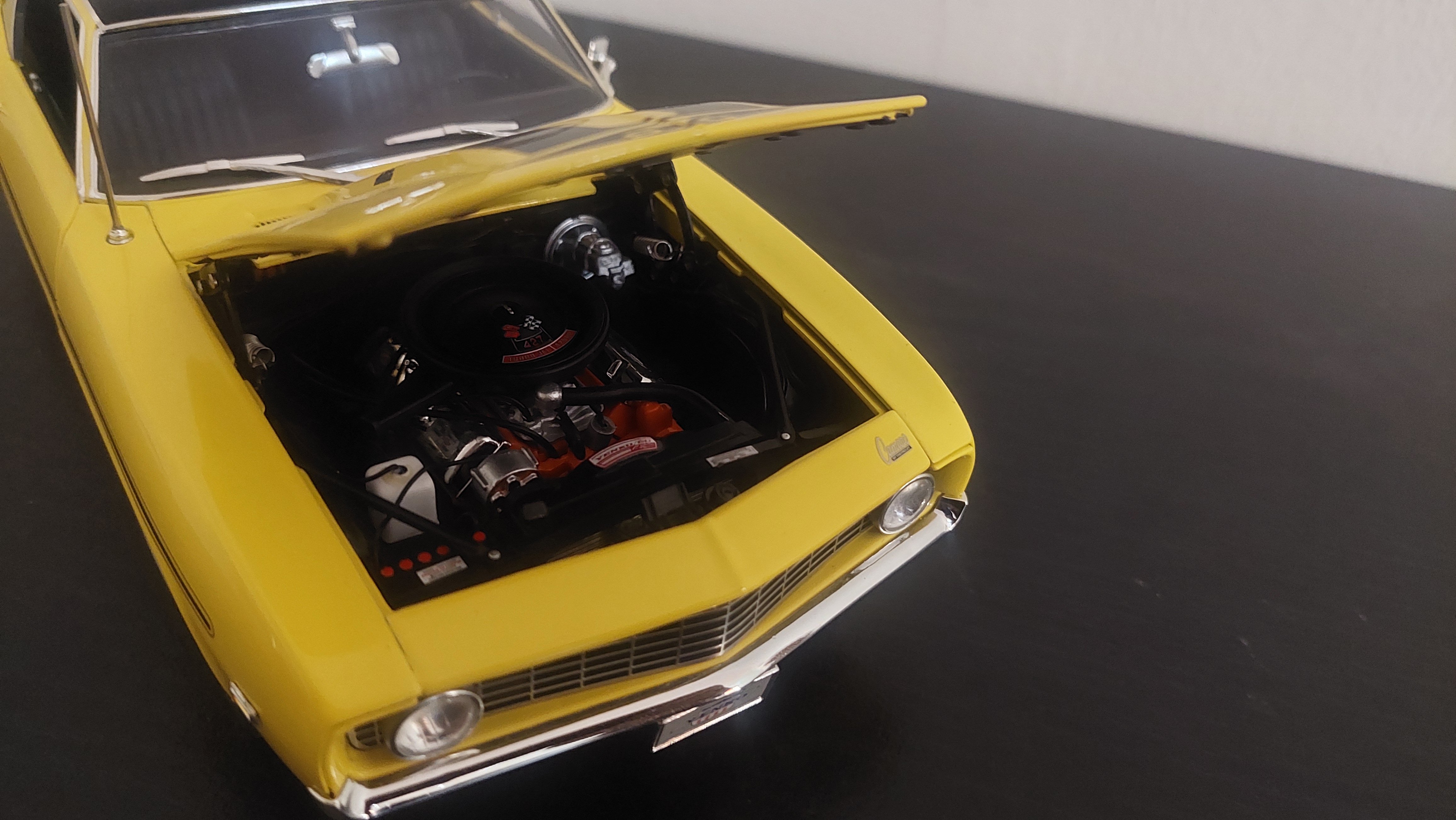 1:18 69 camaro model car  - Image 3
