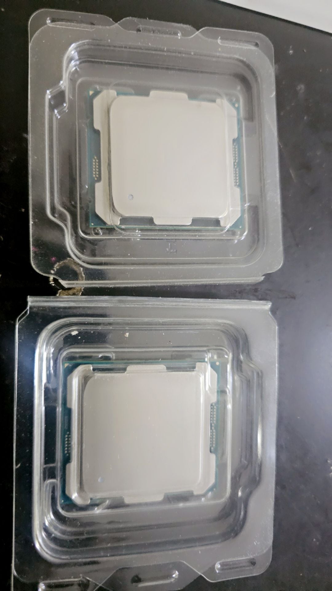 Intel Xeon E5 2680 V4 - Image 4