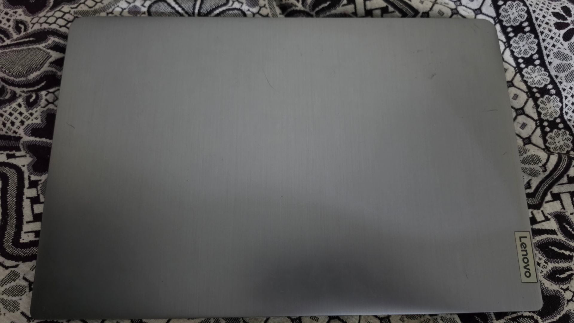 Lenovo laptop (need repair) - Image 3