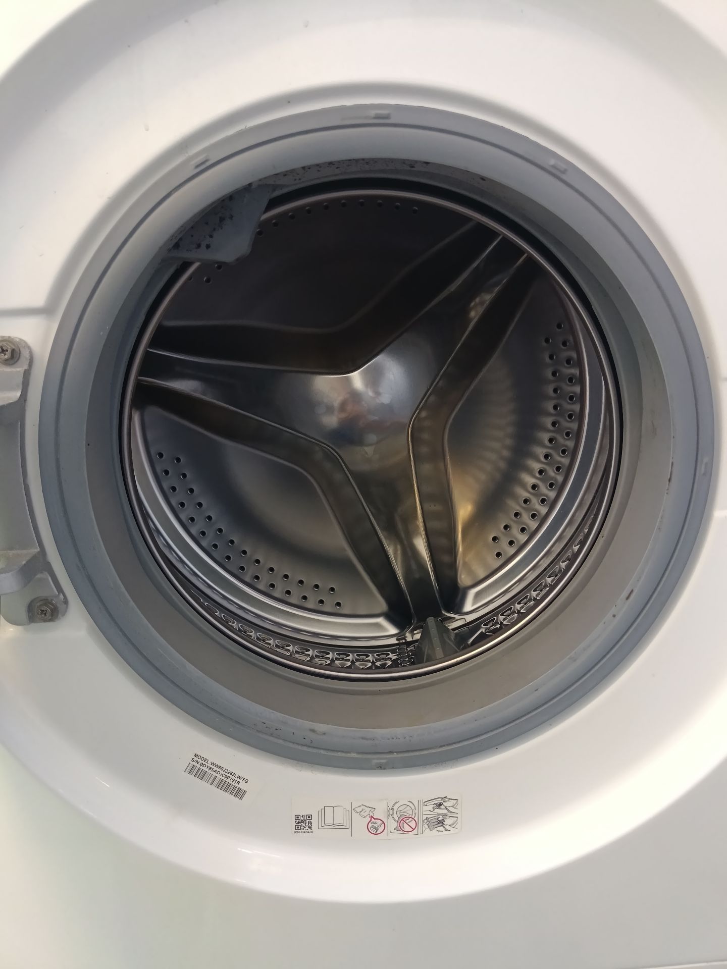 Samsung 5kg Washing Machine For Sale  - Image 2