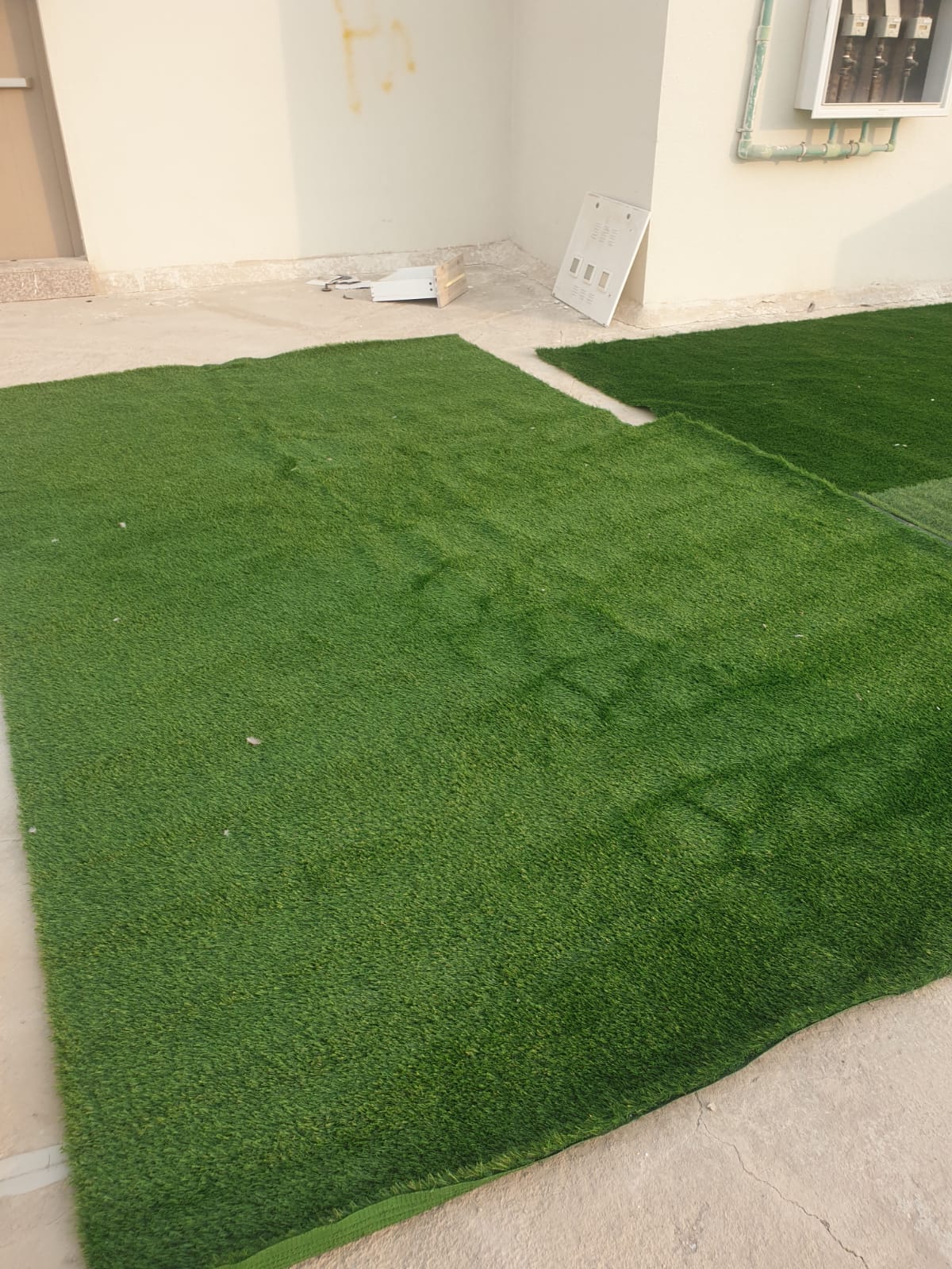 Artificial grass 20m , 30mm - urgent sale - Image 1