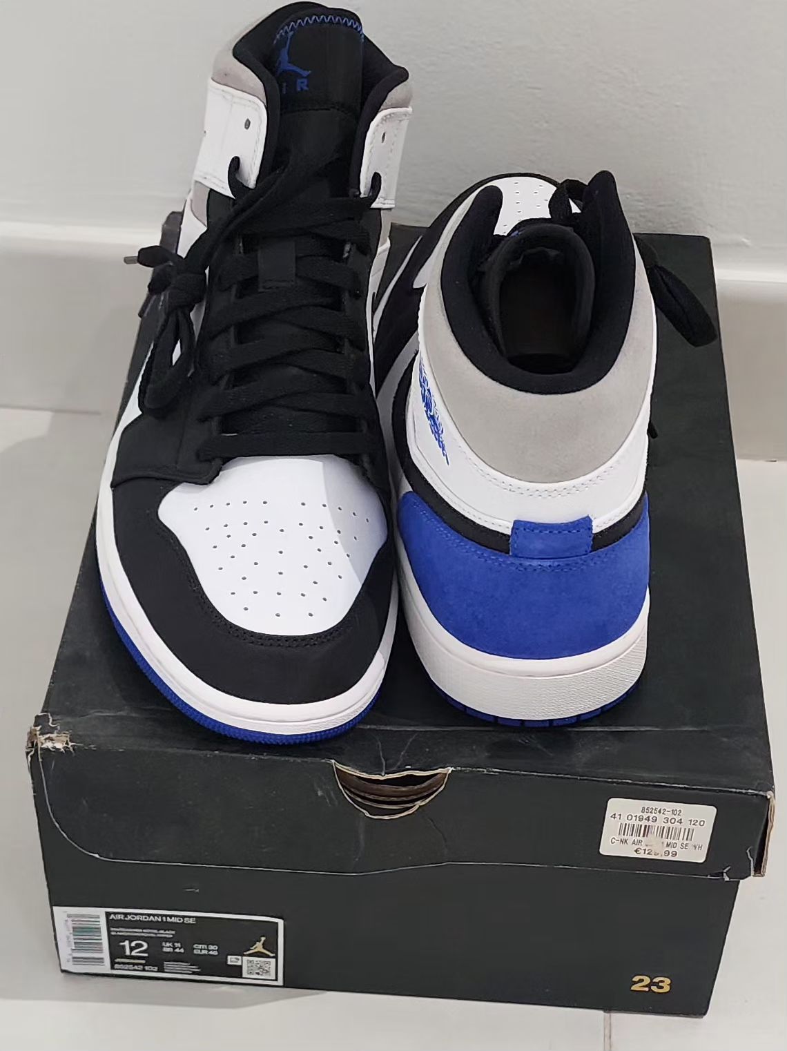 Jordan 1 SE Mid royal black toe - Image 2