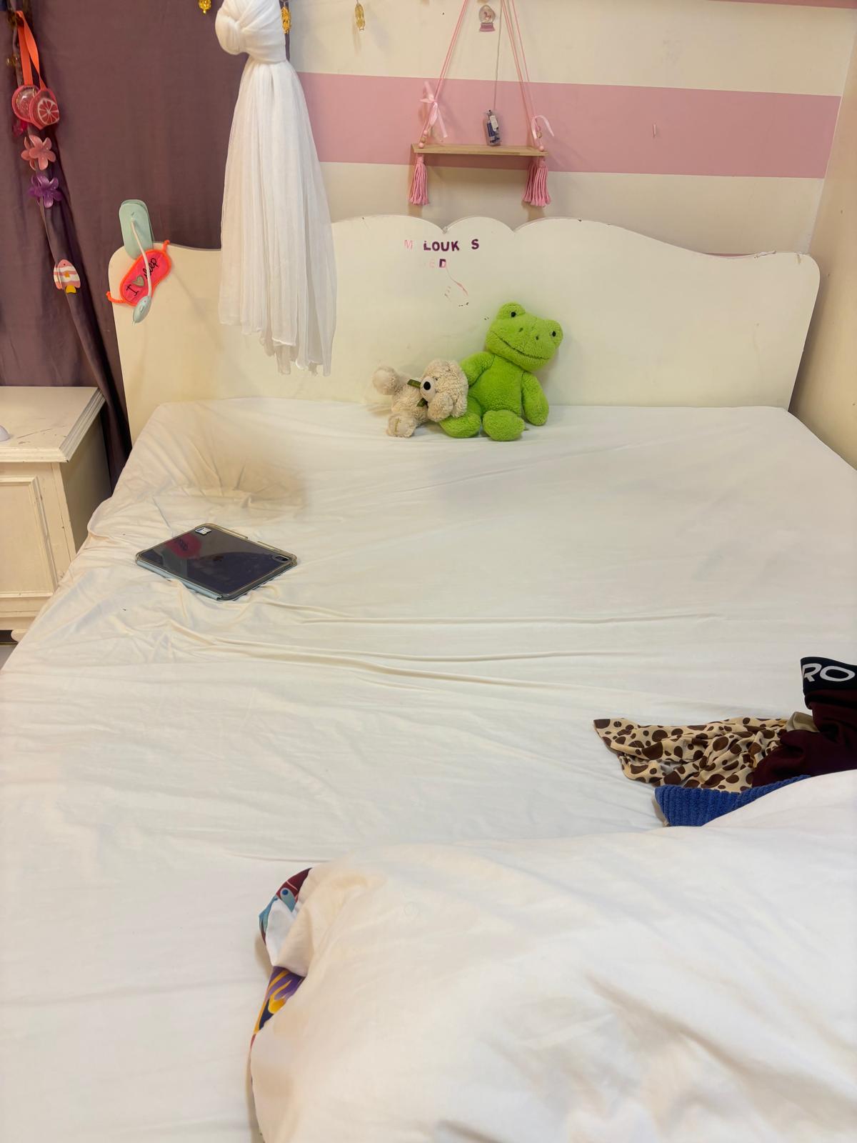 Beds & mattresses - Image 3
